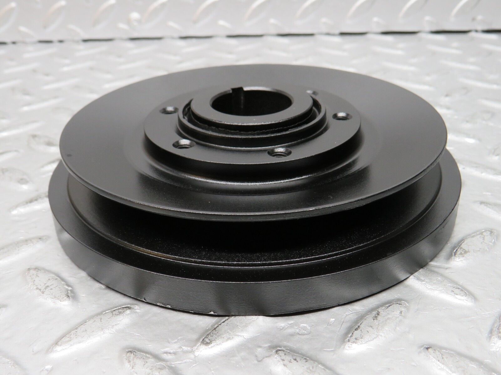 29882 Mercedes-Benz W123 230E Crankshaft Vibration Damper Pulley 1020300403