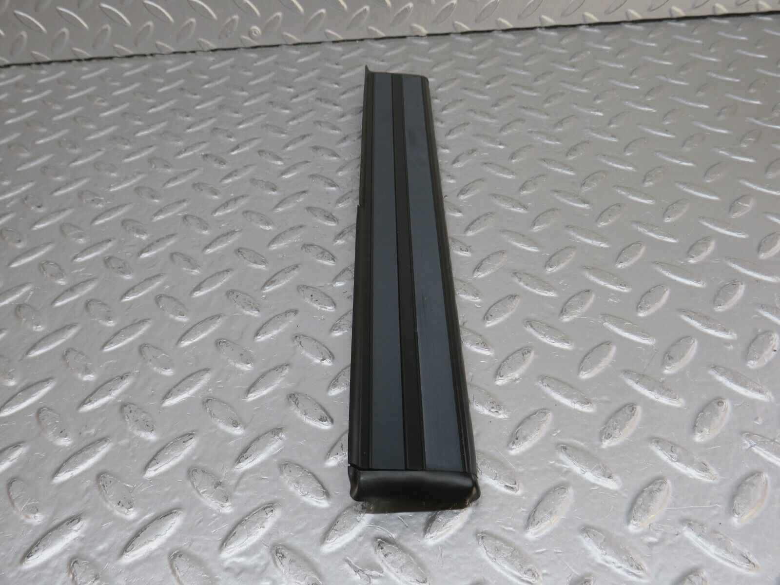 33252 Mercedes-Benz W202 C180 Rear Door Sill Trim 2026800335