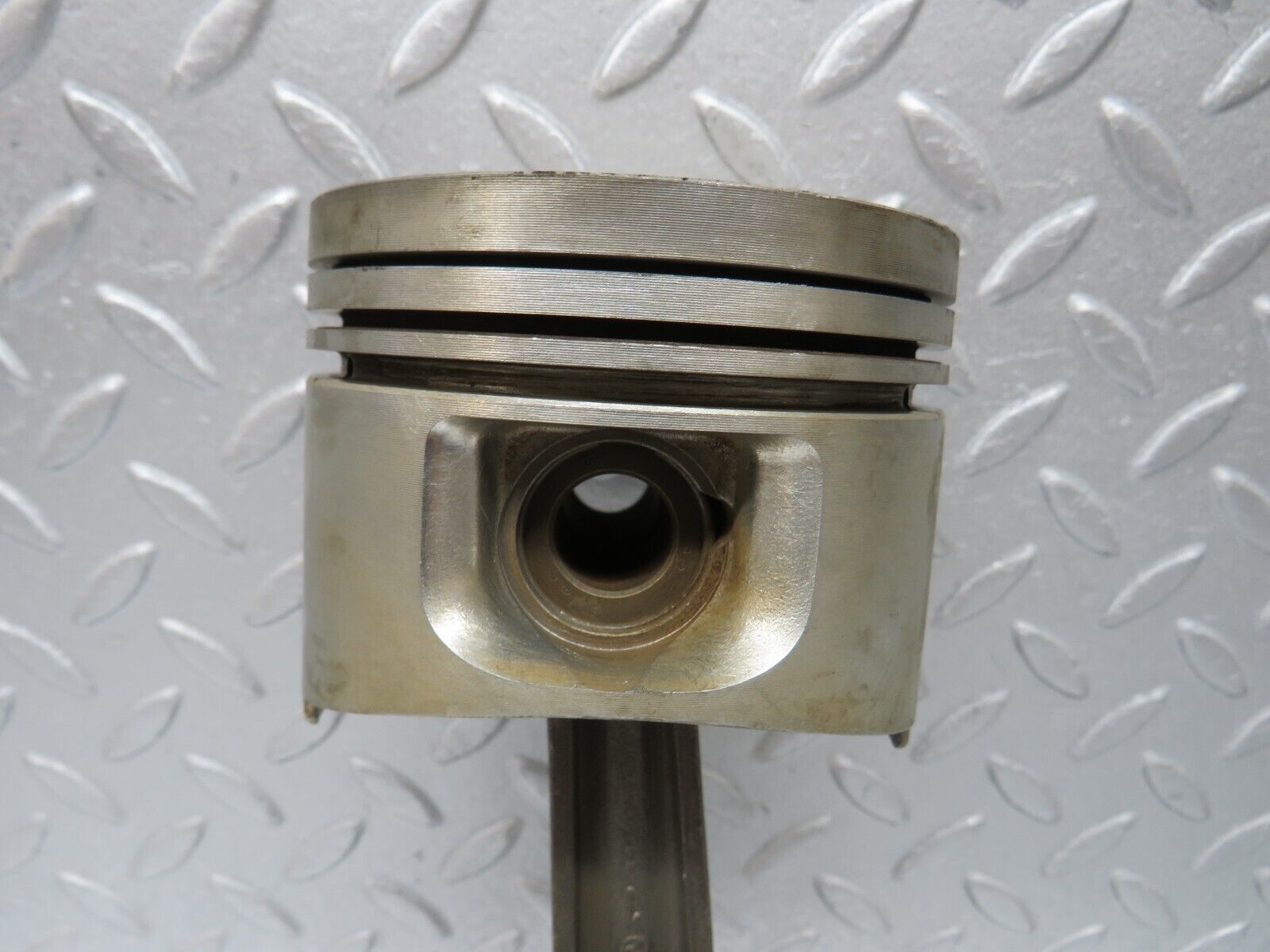 37126 Mercedes-Benz C126 420SEC Coupe Piston With Connecting Rod 92.00 mm