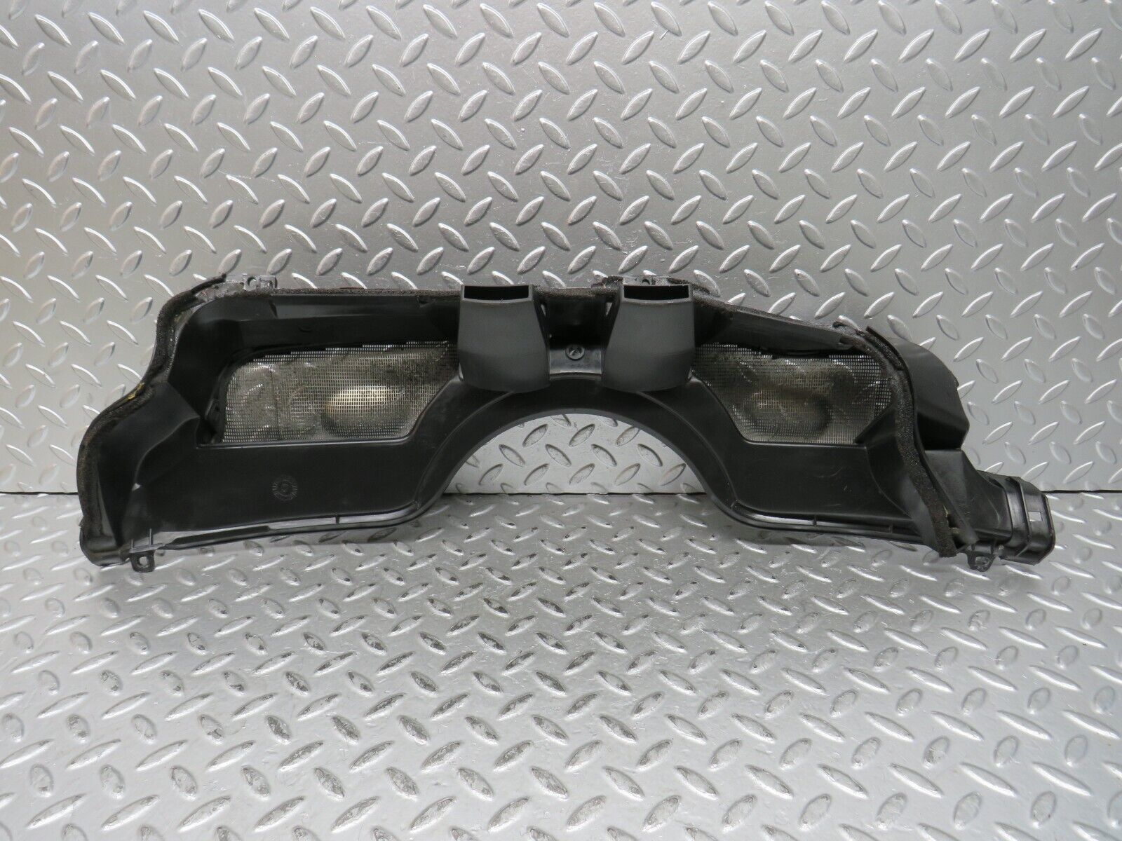 28943 Mercedes-Benz C124 320CE Coupe Wiper Arm Grill Cover Panel 1246203078