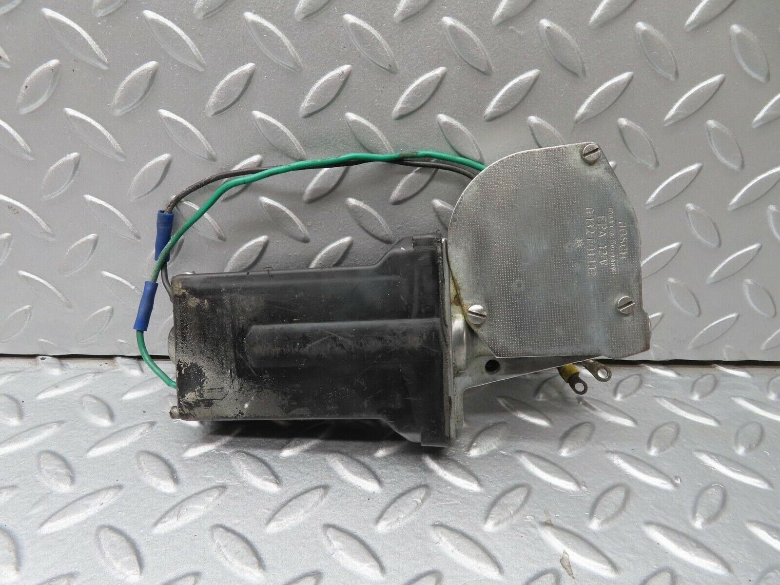 12422 Mercedes-Benz W108 280SE 3.5 Window Regulator Motor Front Right 0132001102