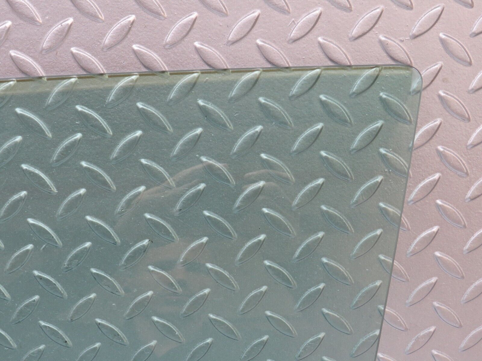 36564 Mercedes-Benz W201 190E 2.0L Front Left Door Window Glass