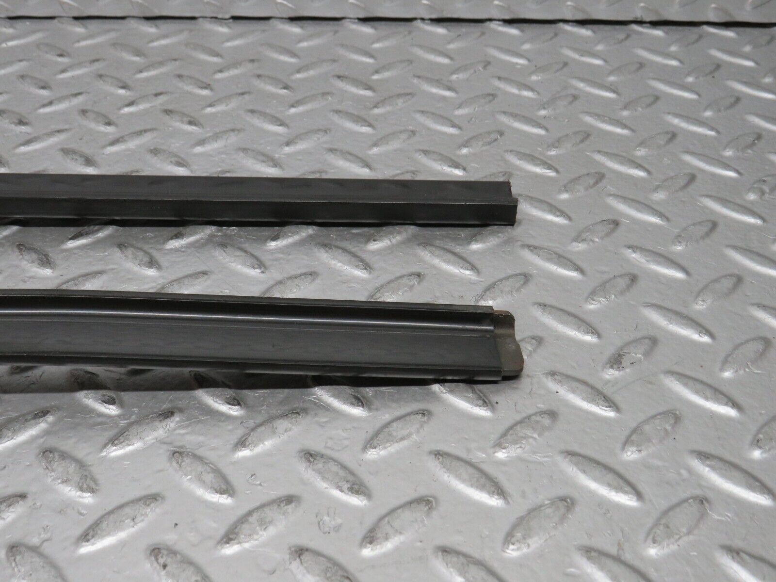 28117 Mercedes-Benz W123 280E Seat Belt Runner 1239192520 1239192620