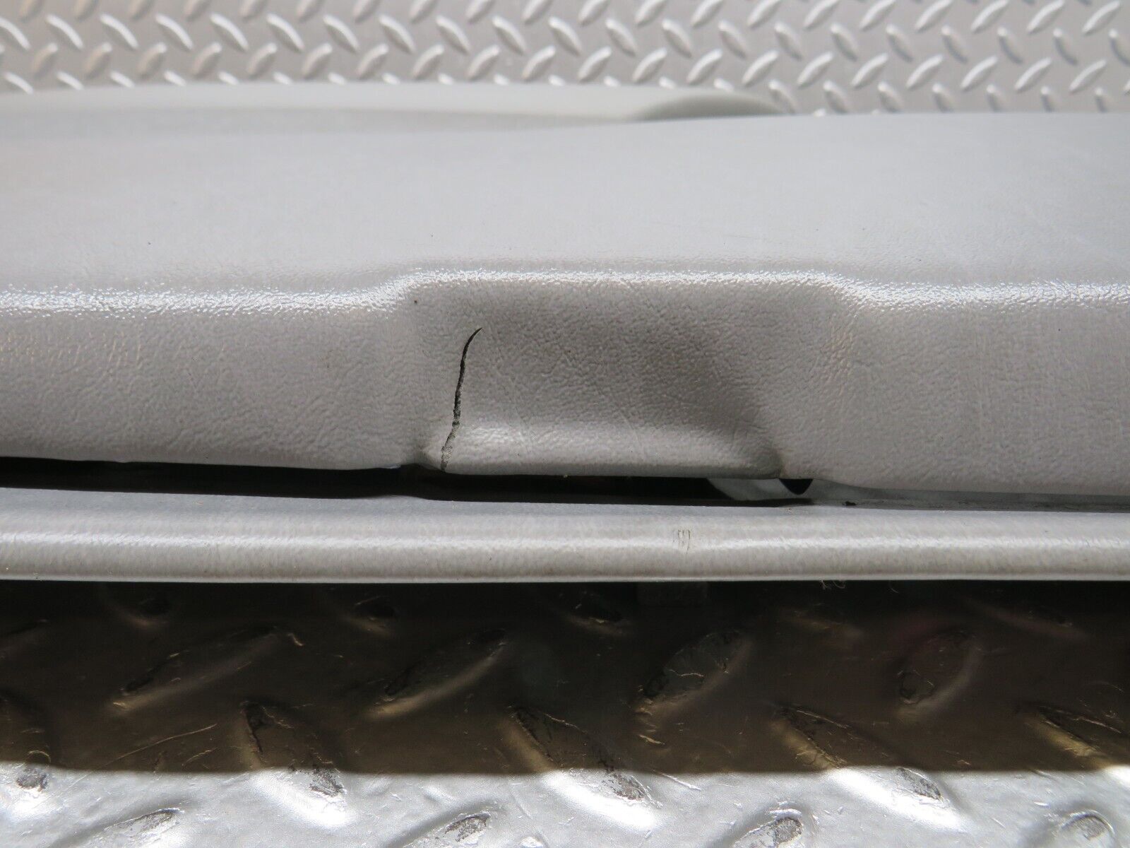 31179 Mercedes-Benz S124 220TE Wagon Front Left Door Card Grey