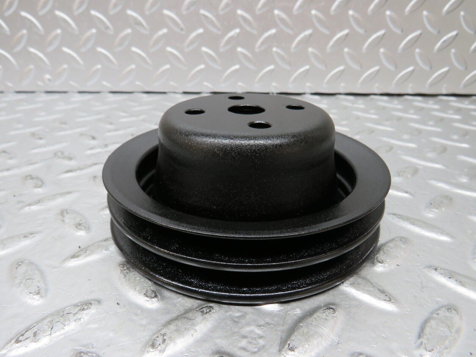 26232 Mercedes-Benz W116 450SEL Water Pump Pulley