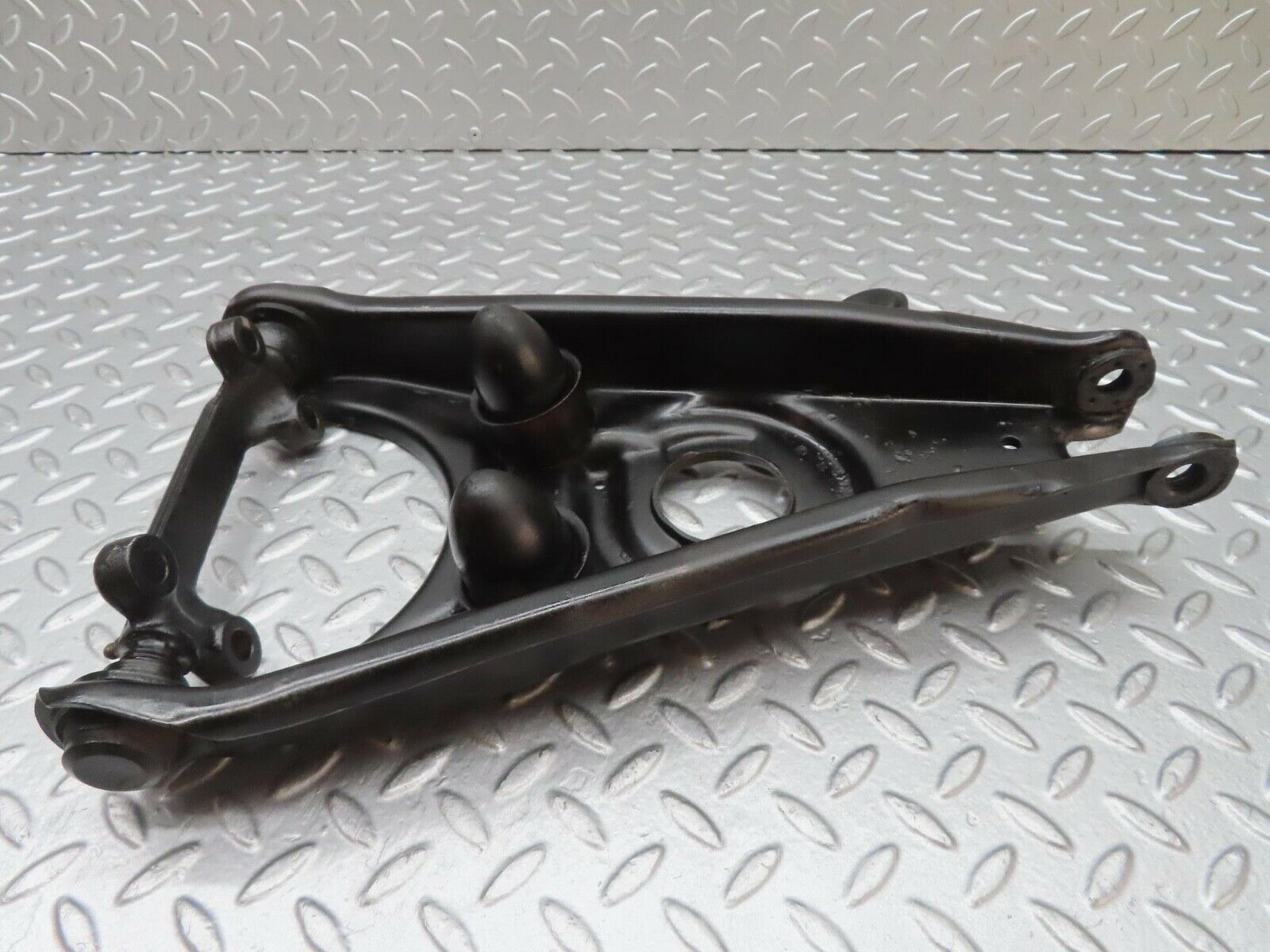 12965 Mercedes-Benz W111 220SE Front Right Lower Control Arm