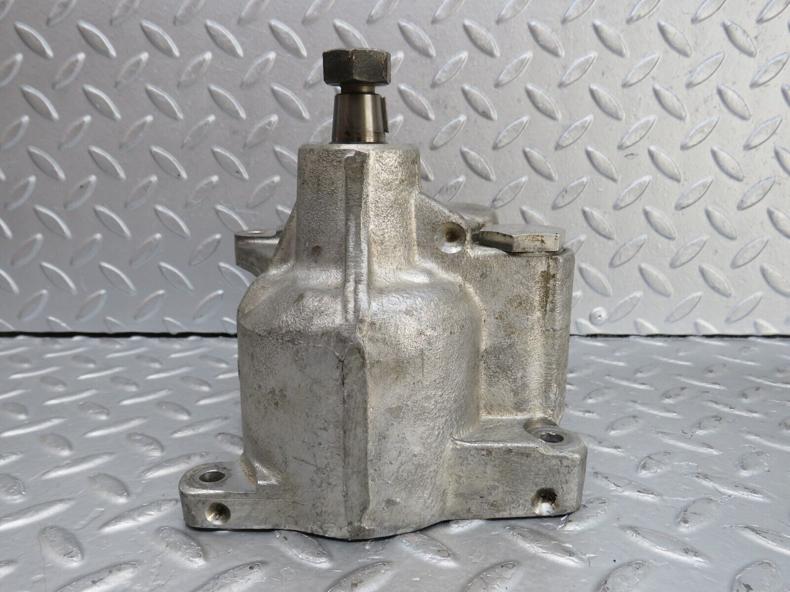 36270 Mercedes-Benz W126 420SE Power Steering Pump 1264601480 7672900446