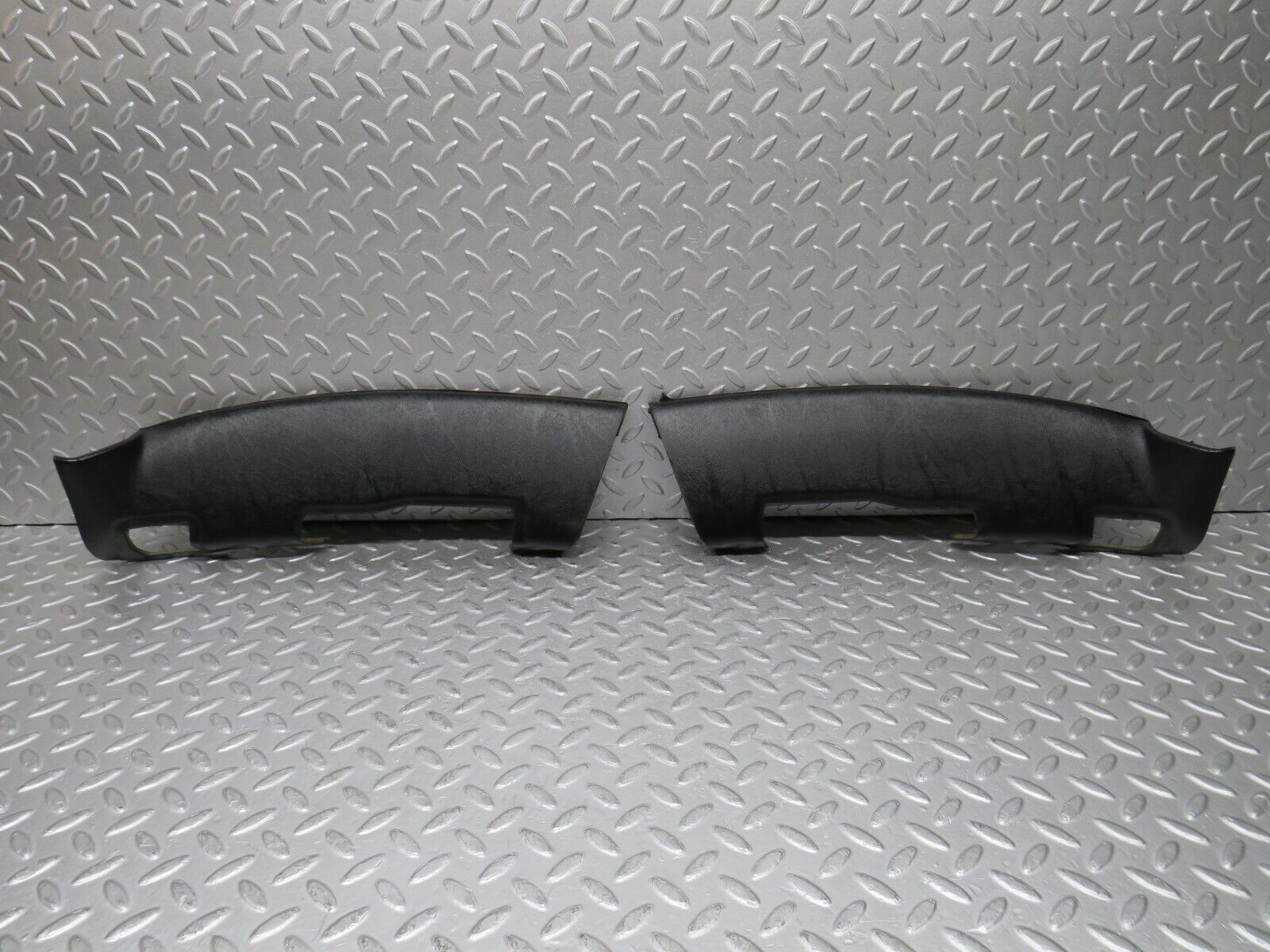 37781 Mercedes-Benz A124 320E Cabriolet Roof Headlining Panel 2x Black 1246902826 1246902726