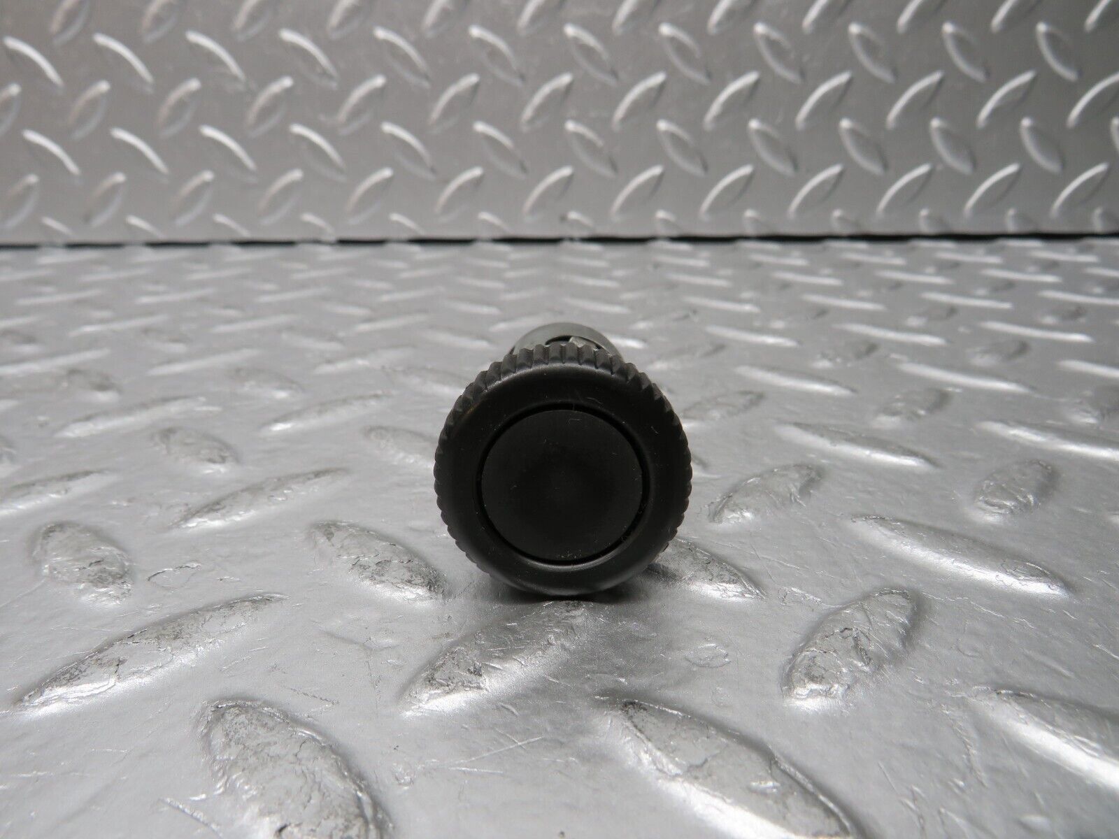 30047 Porsche 924 Cigarette Lighter 477919305