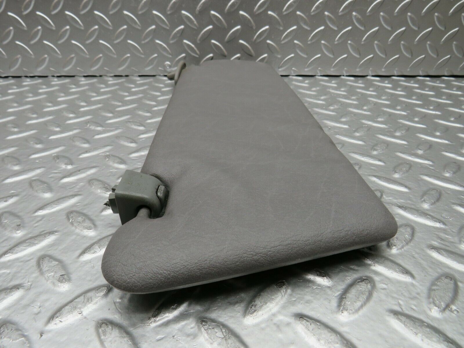 22520 Mercedes-Benz C124 E220 Coupe Sun Visor Right Side Grey