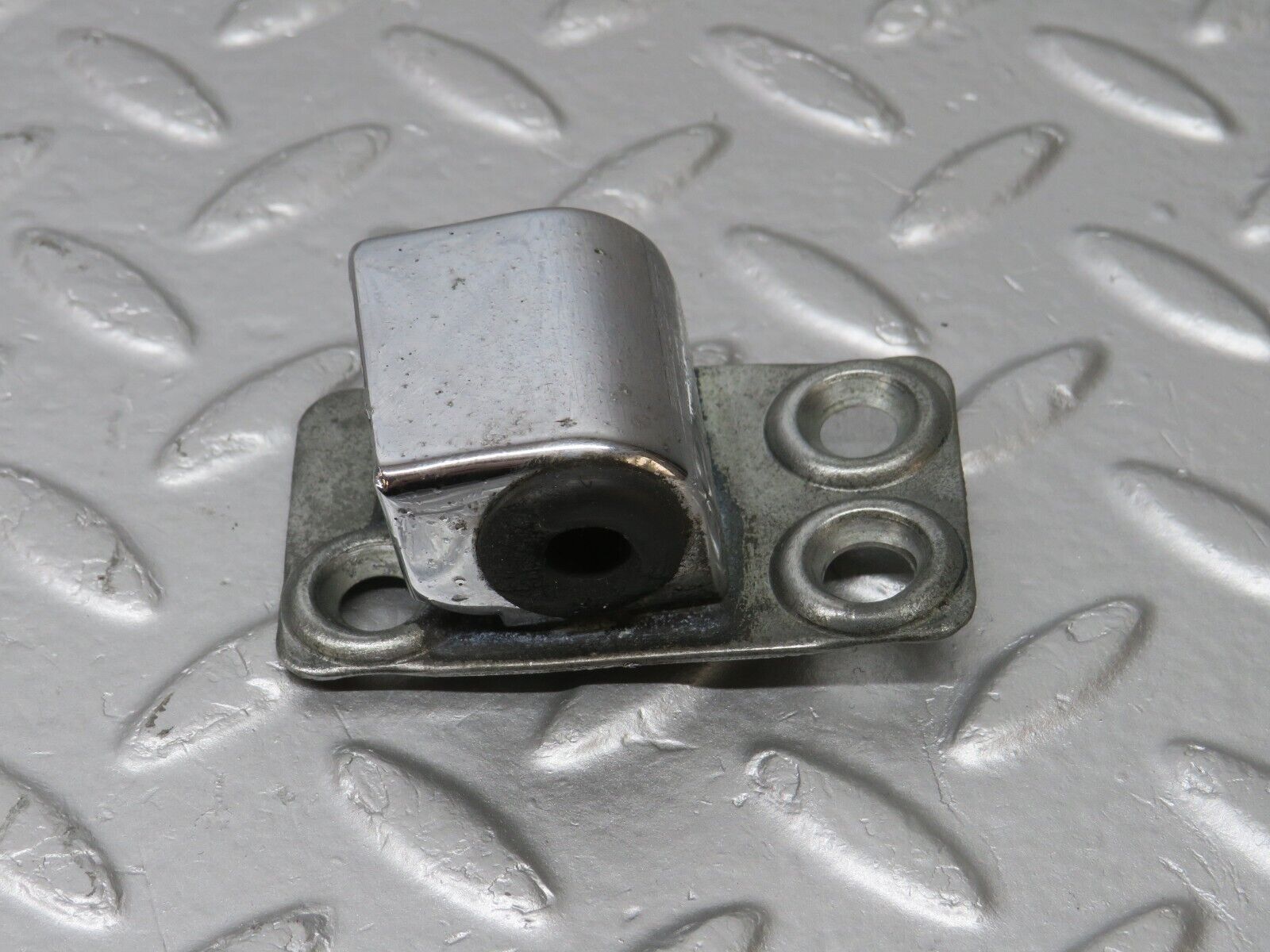 40285 Mercedes-Benz W110 230 Door Lock Latch Right Side