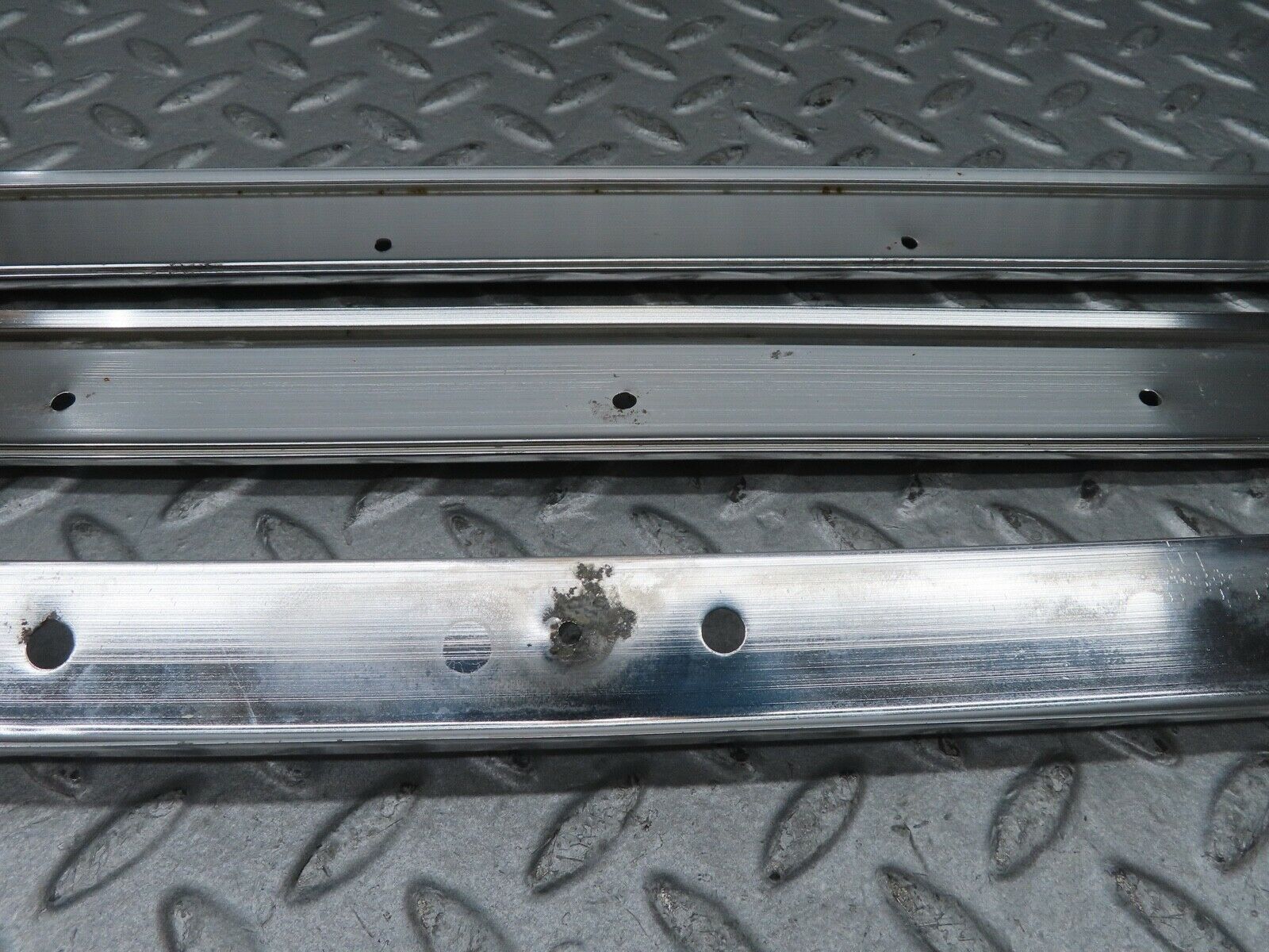 16760 Mercedes-Benz C107 380SLC Roof Chrome Moulding Trim Left Side