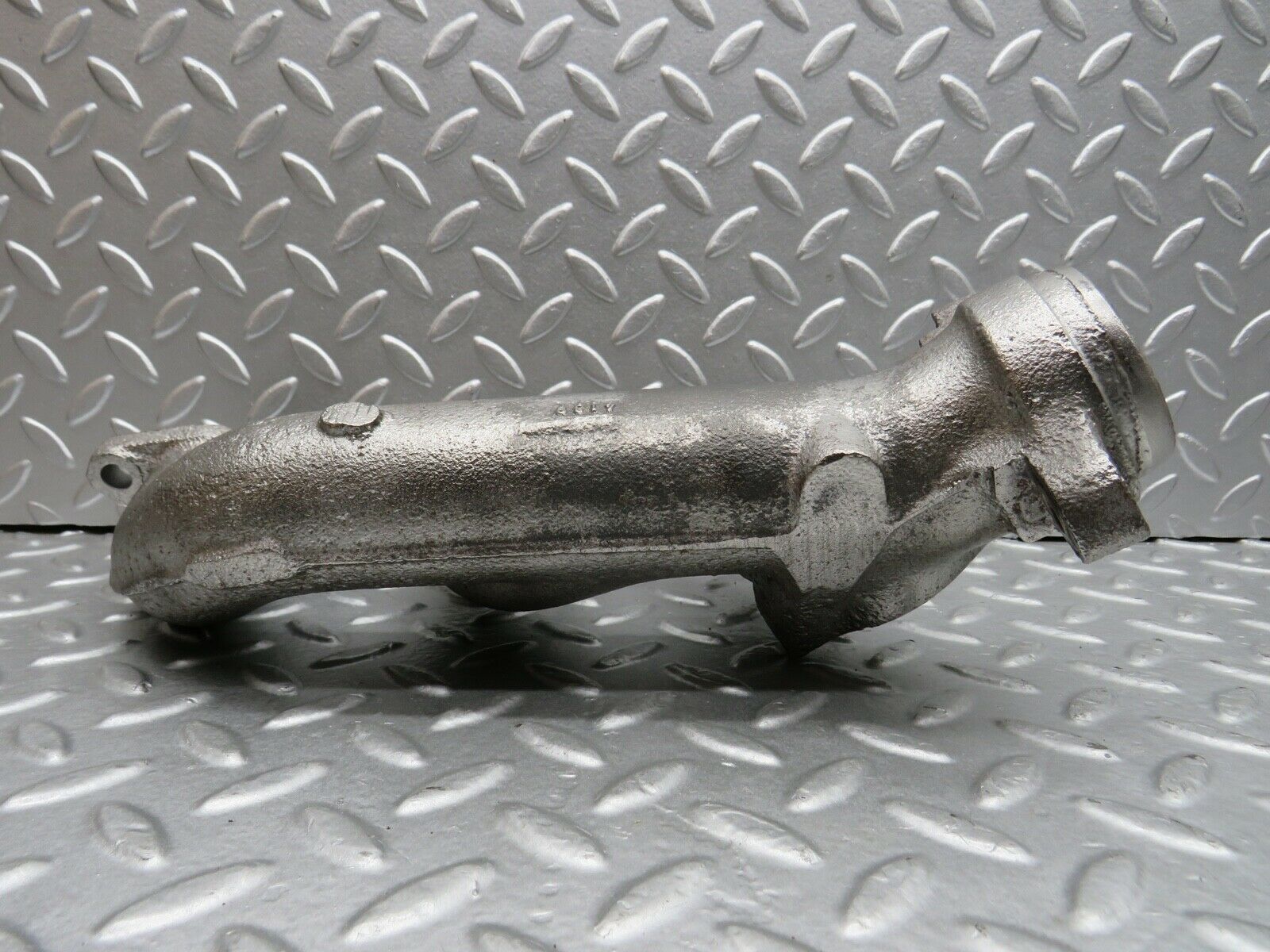 21890 Mercedes-Benz W126 300SE Exhaust Manifold Cylinder 1-3 1031421502