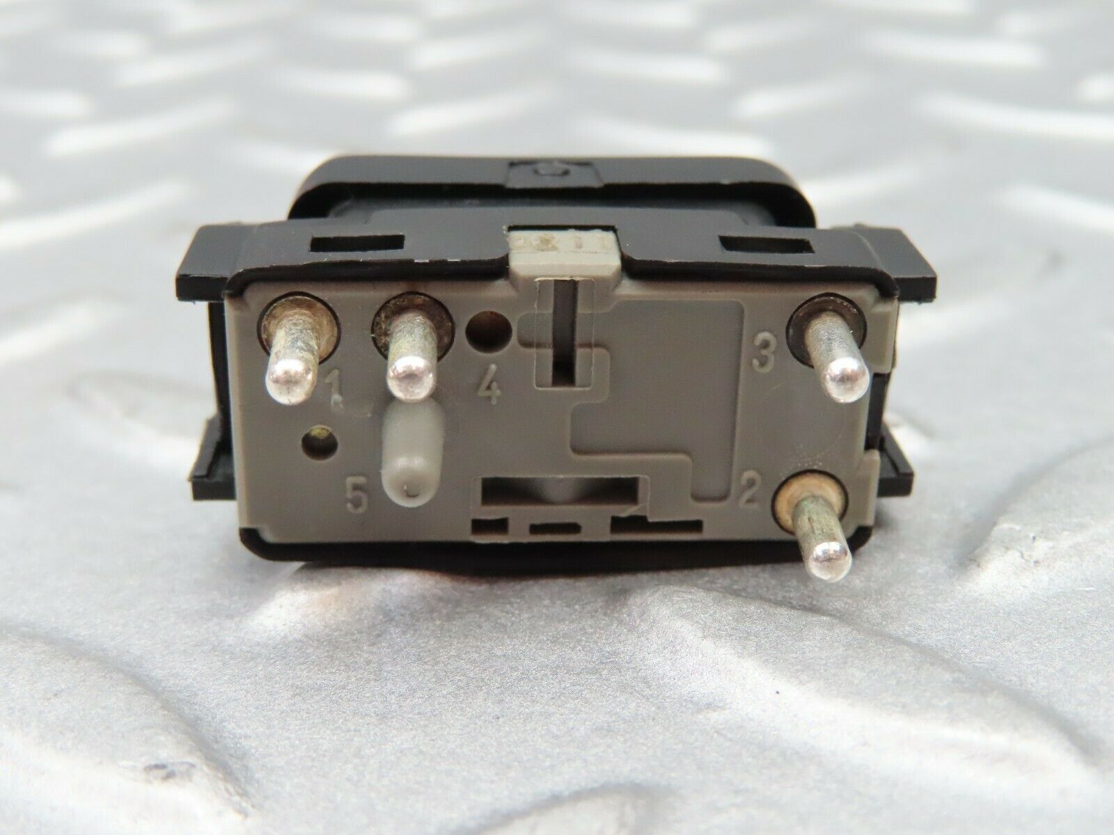 5246 Mercedes-Benz W124 230E Electric Window Switch Left 1248209310