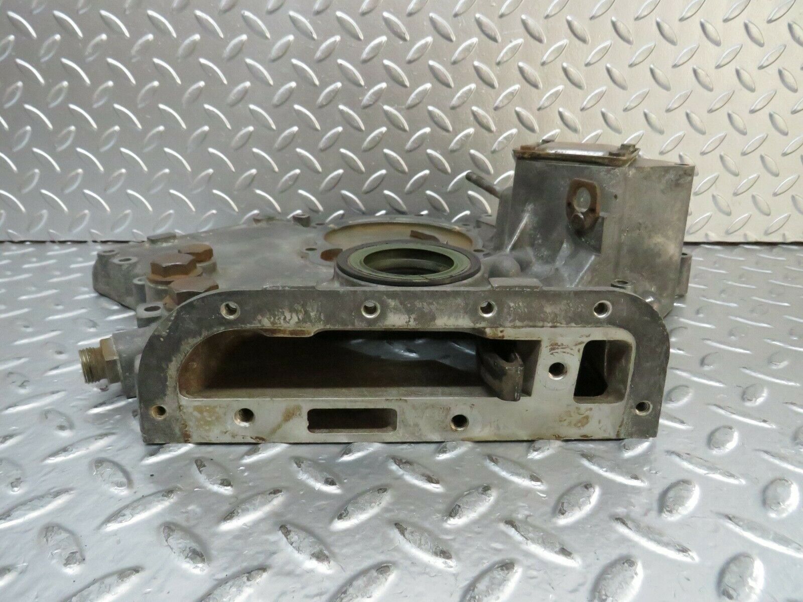 23862 Mercedes-Benz C107 450SLC Coupe Timing Chain Cover 1170151001