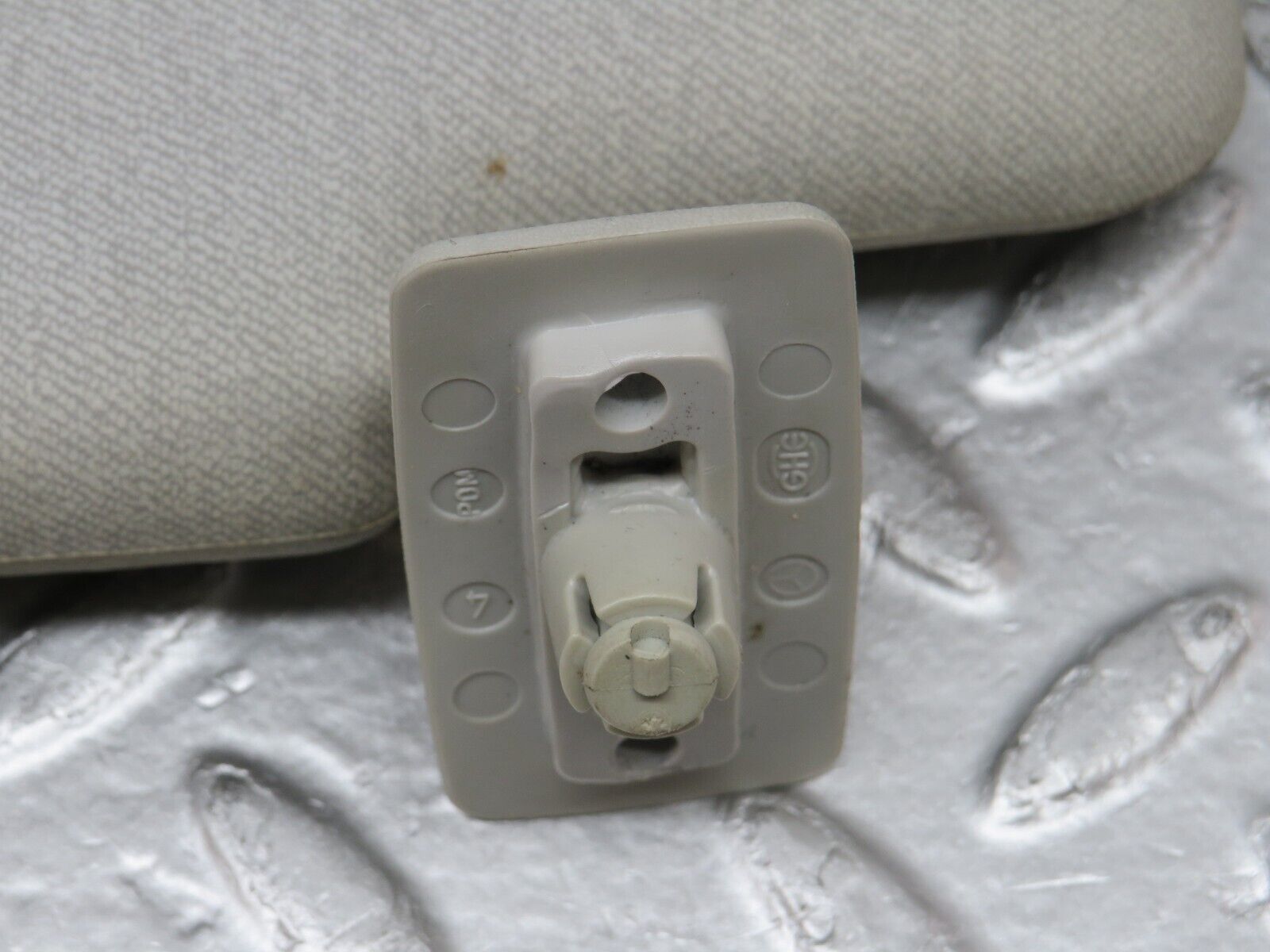 33282 Mercedes-Benz W202 C180 Sun Visor Left Side