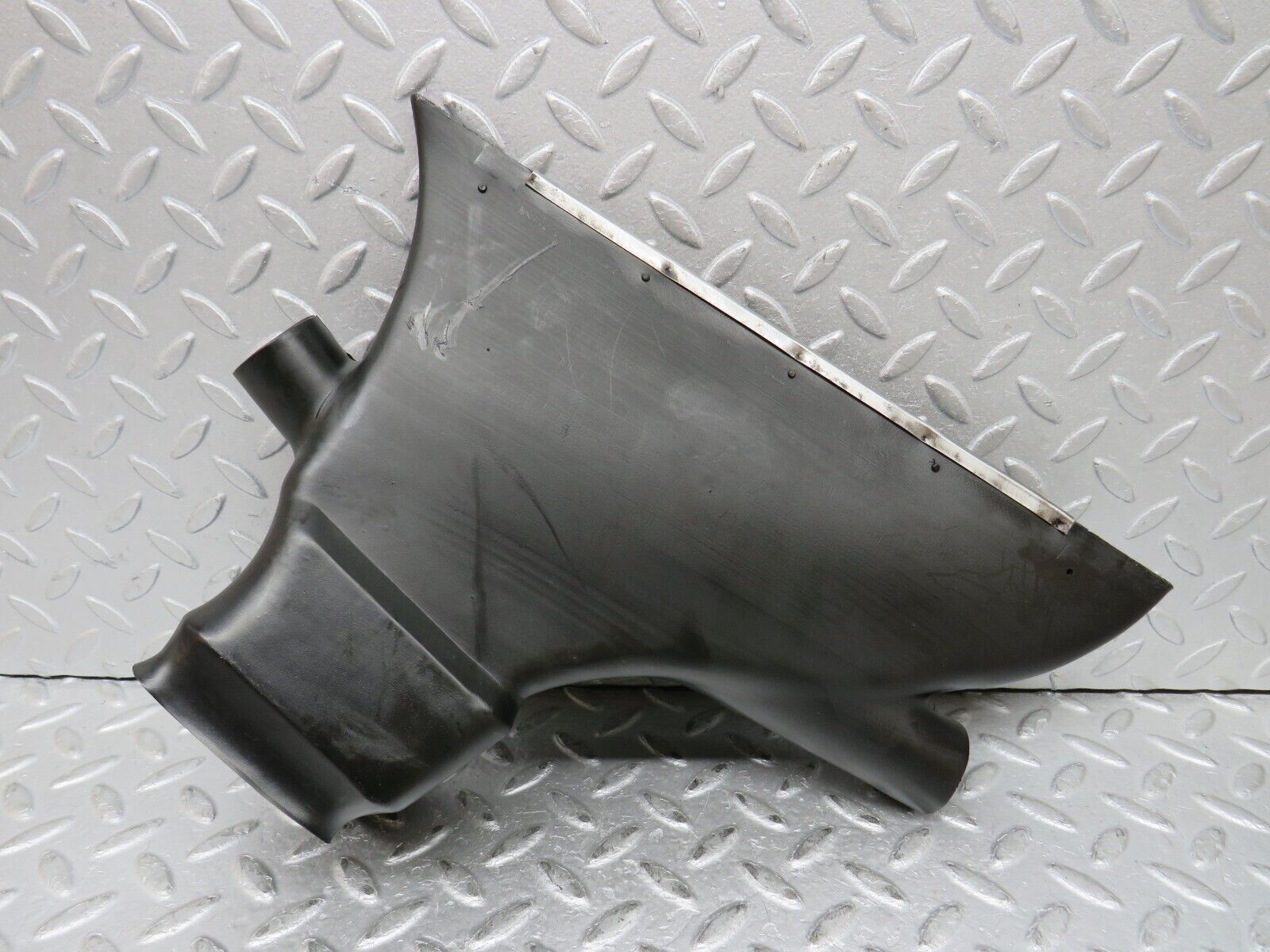 37429 Mercedes-Benz W109 300SEL Dashboard Air Vent Duct Right Side