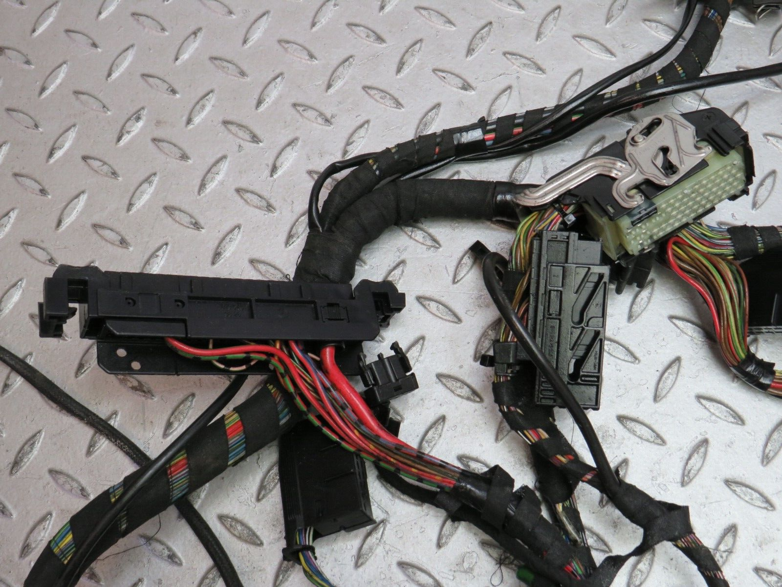 35687 Mercedes-Benz W210 320E Engine Wiring Harness 2105450481 0015409981