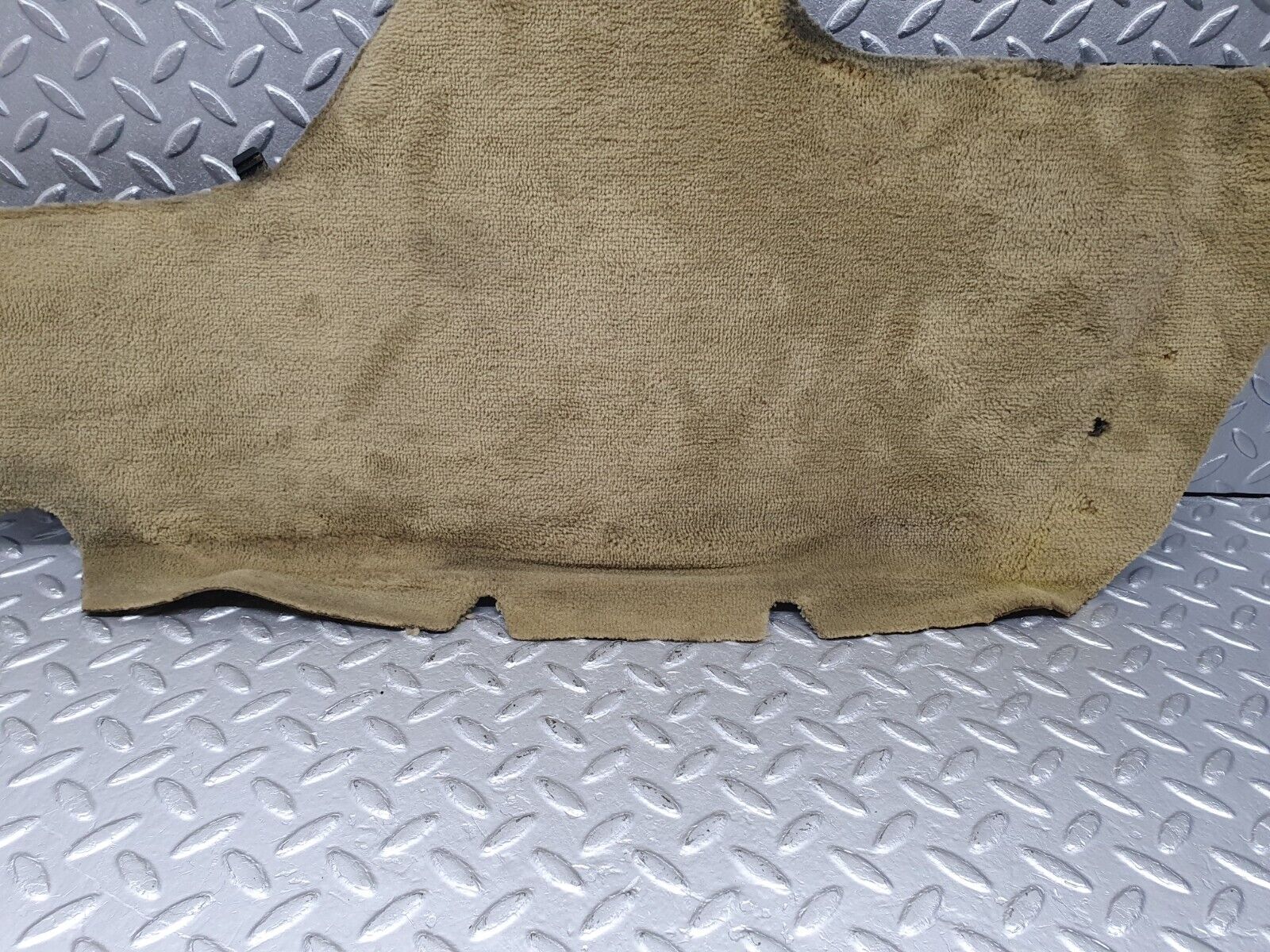 41064 Mercedes-Benz W126 300SE Centre Console Carpet Right Beige 1266831225