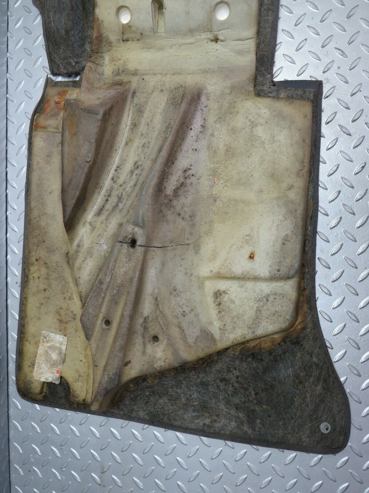 22636 Mercedes-Benz C124 E220 Coupe Front Right Floor Carpet Grey