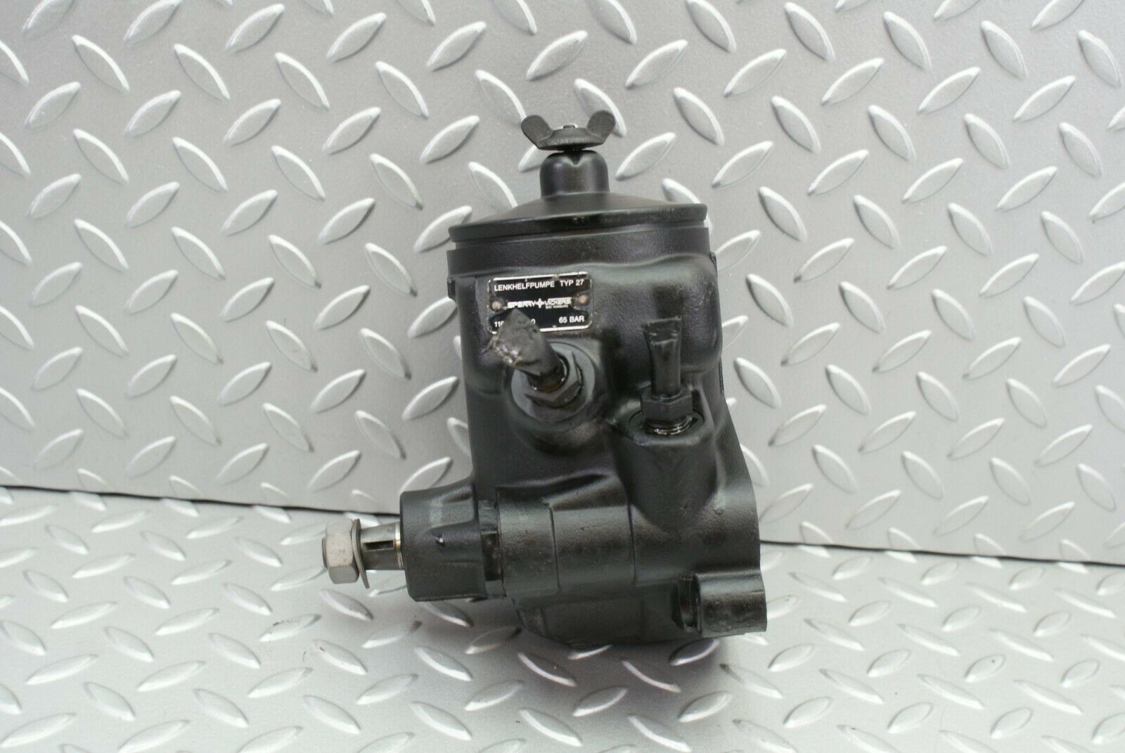 2872 Mercedes-Benz C123 280CE Coupe Power Steering Pump 1164602680