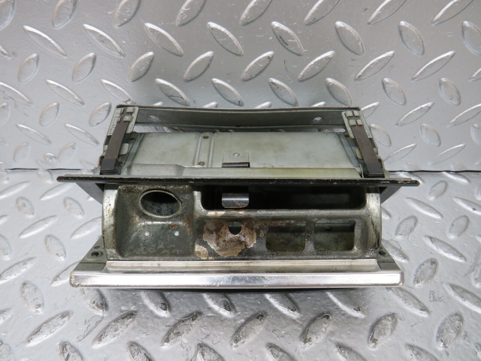 26196 Mercedes-Benz W116 450SE Centre Console Ashtray
