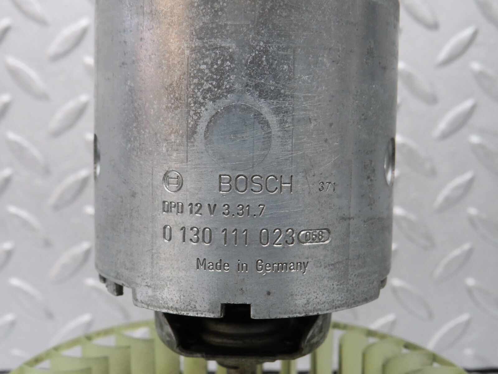 38468 Mercedes-Benz R129 280SL Coupe Heater Blower Motor Bosch 0130111023
