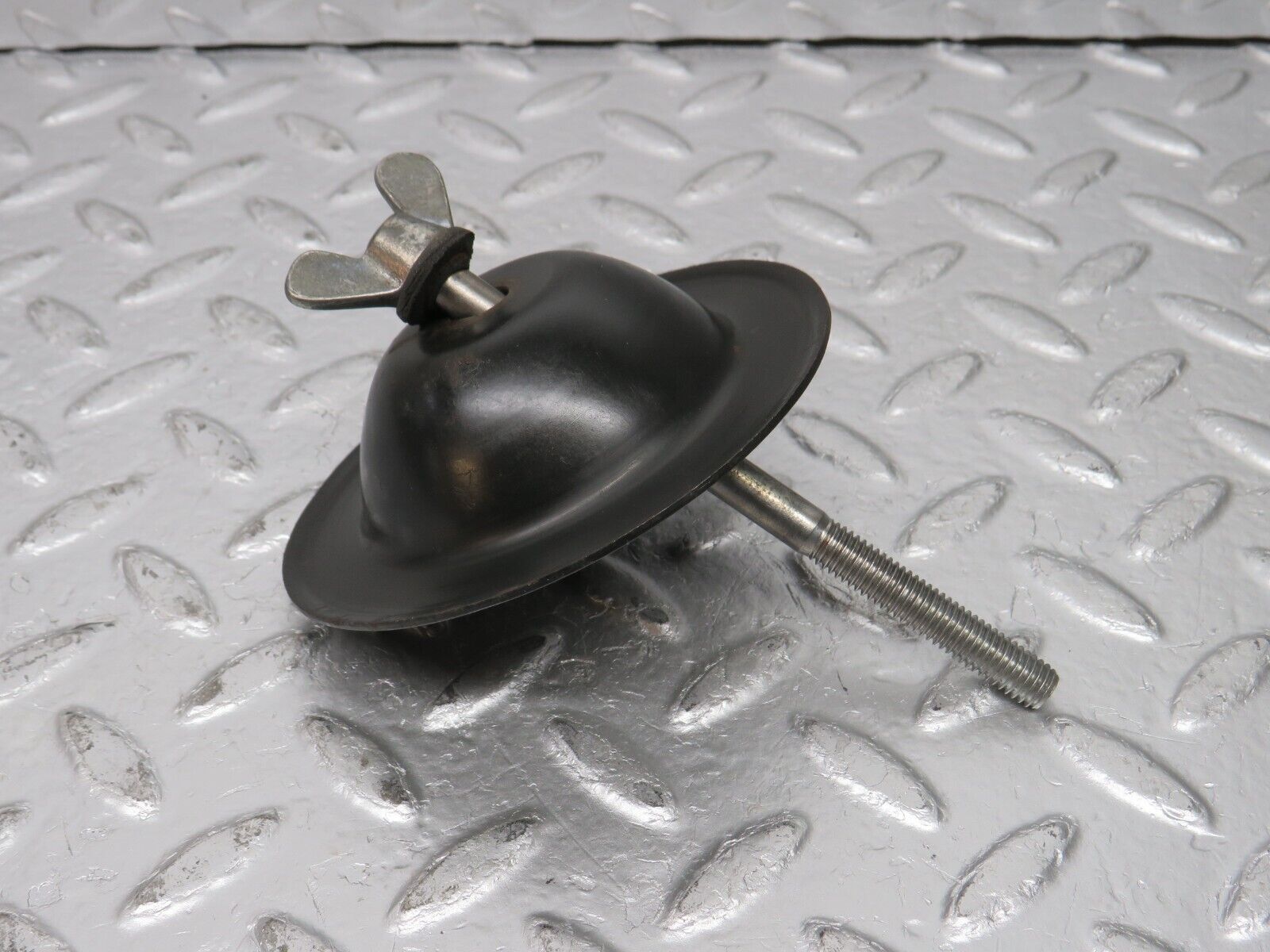 31097 Mercedes-Benz W123 200D Spare Wheel Holder