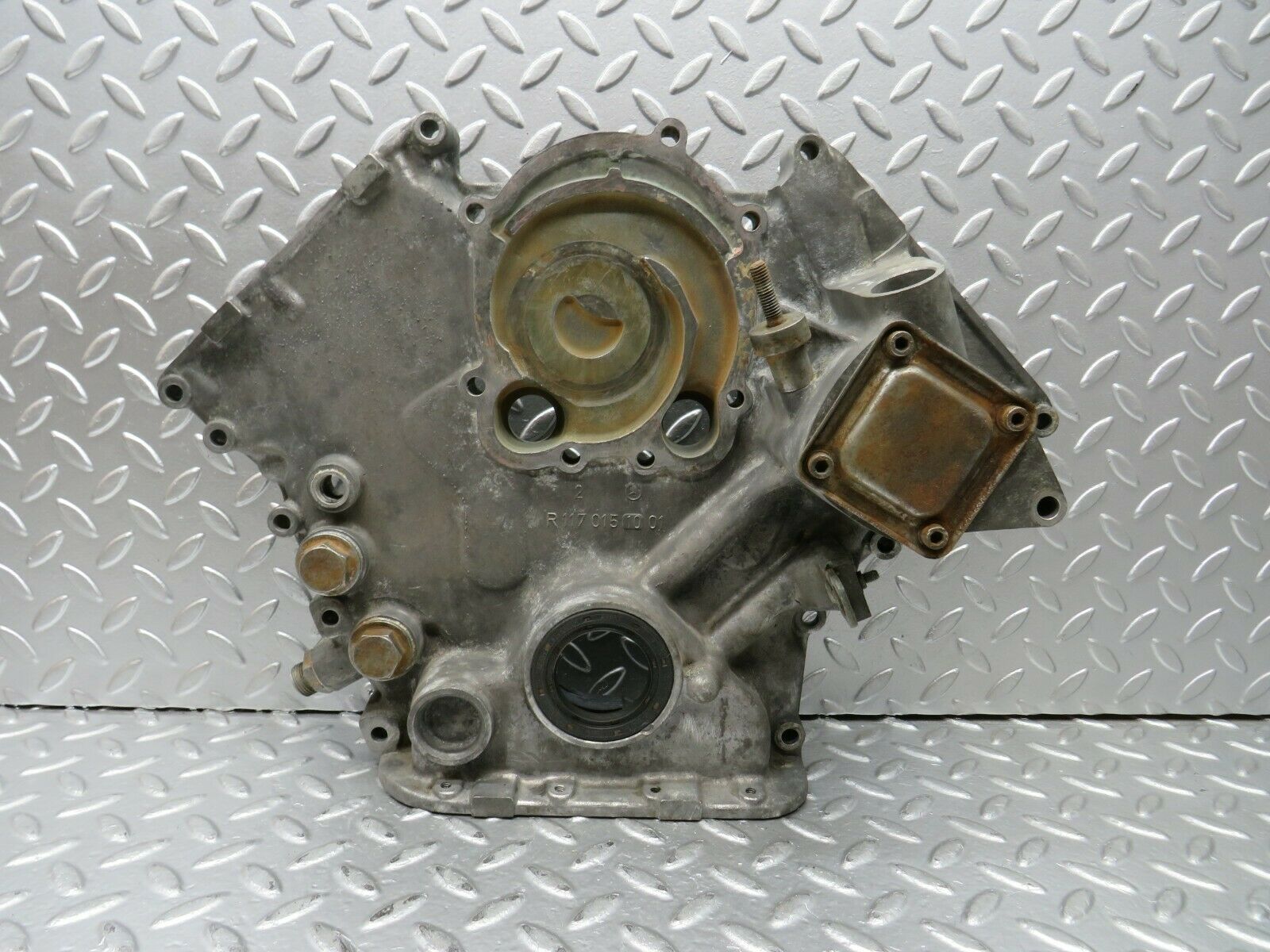 22823 Mercedes-Benz C107 450SLC Coupe Timing Chain Cover 1170151001