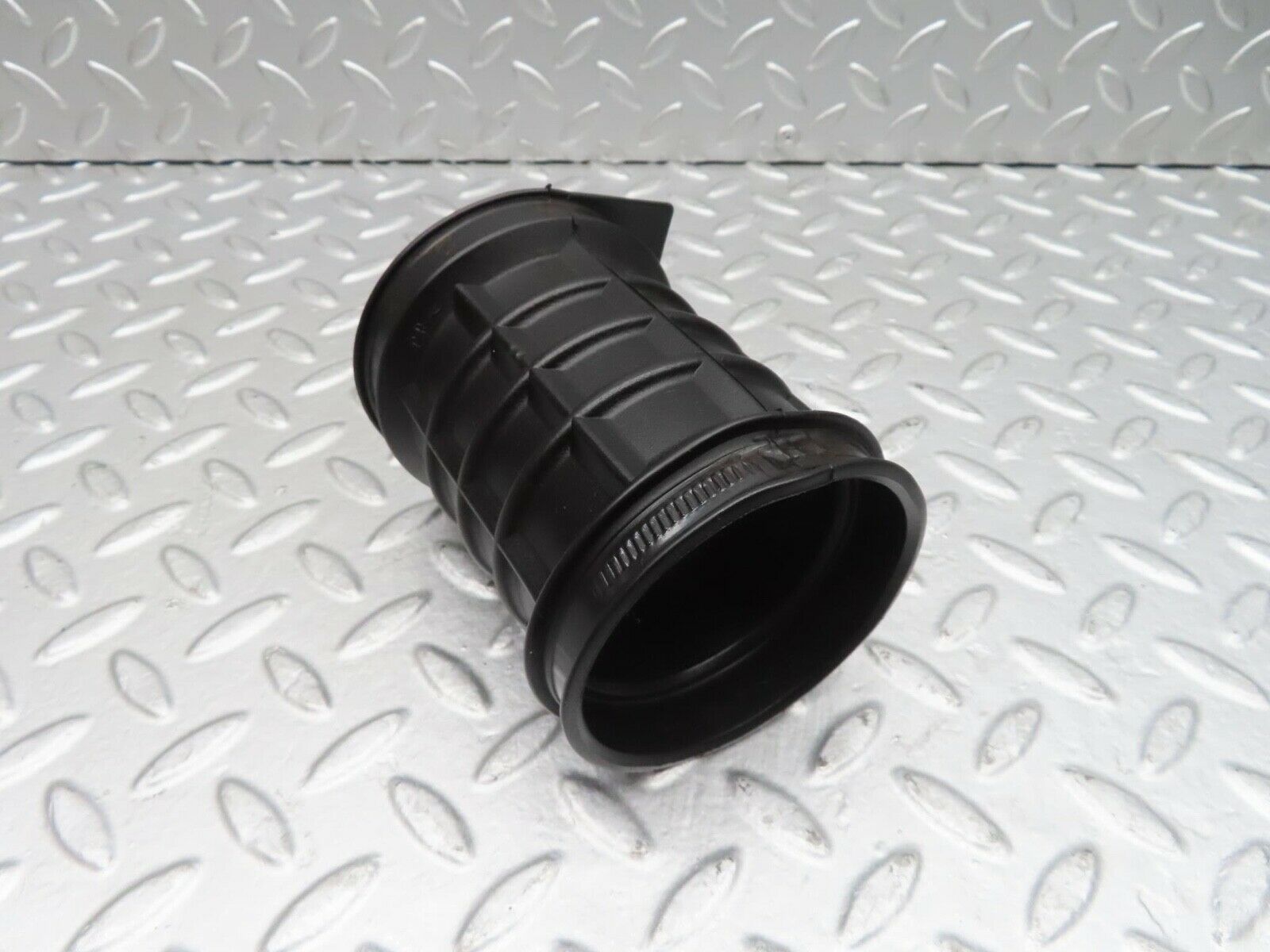 14958 Mercedes-Benz W140 S320 Air Intake Pipe 1041410990