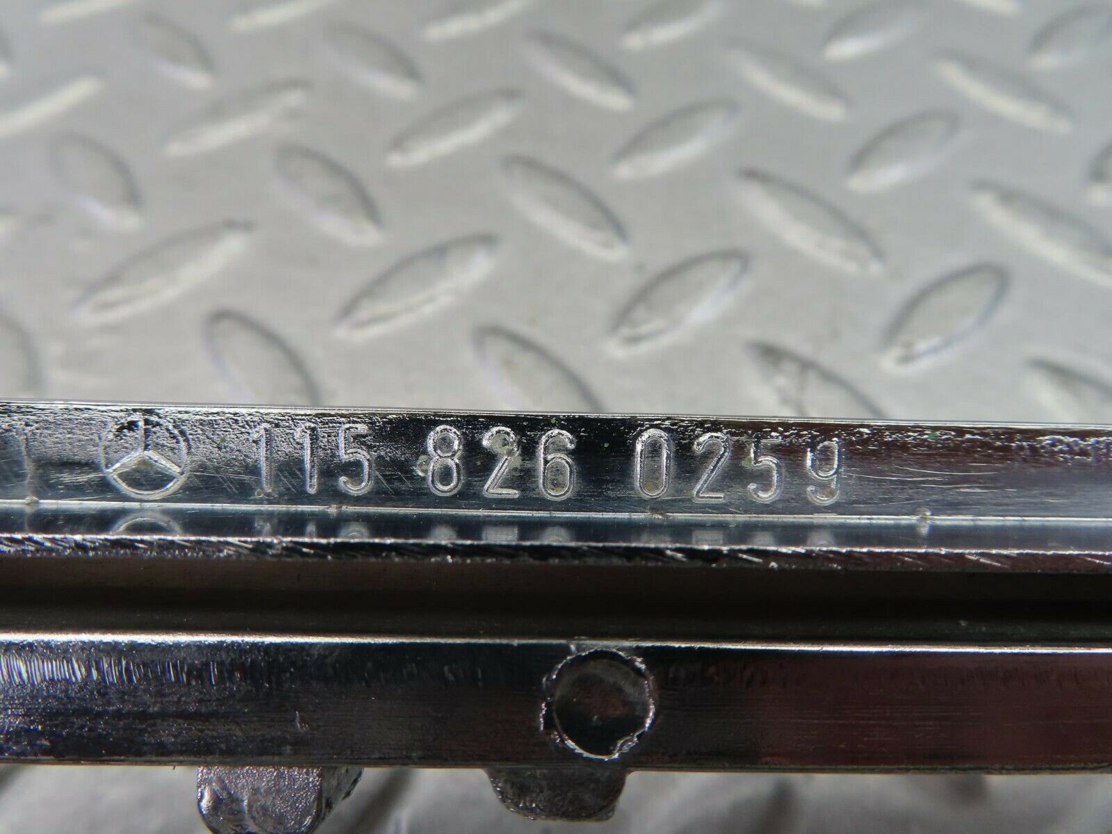 8512 Mercedes-Benz W115 Tail Light Chrome Frame Right 1158260259