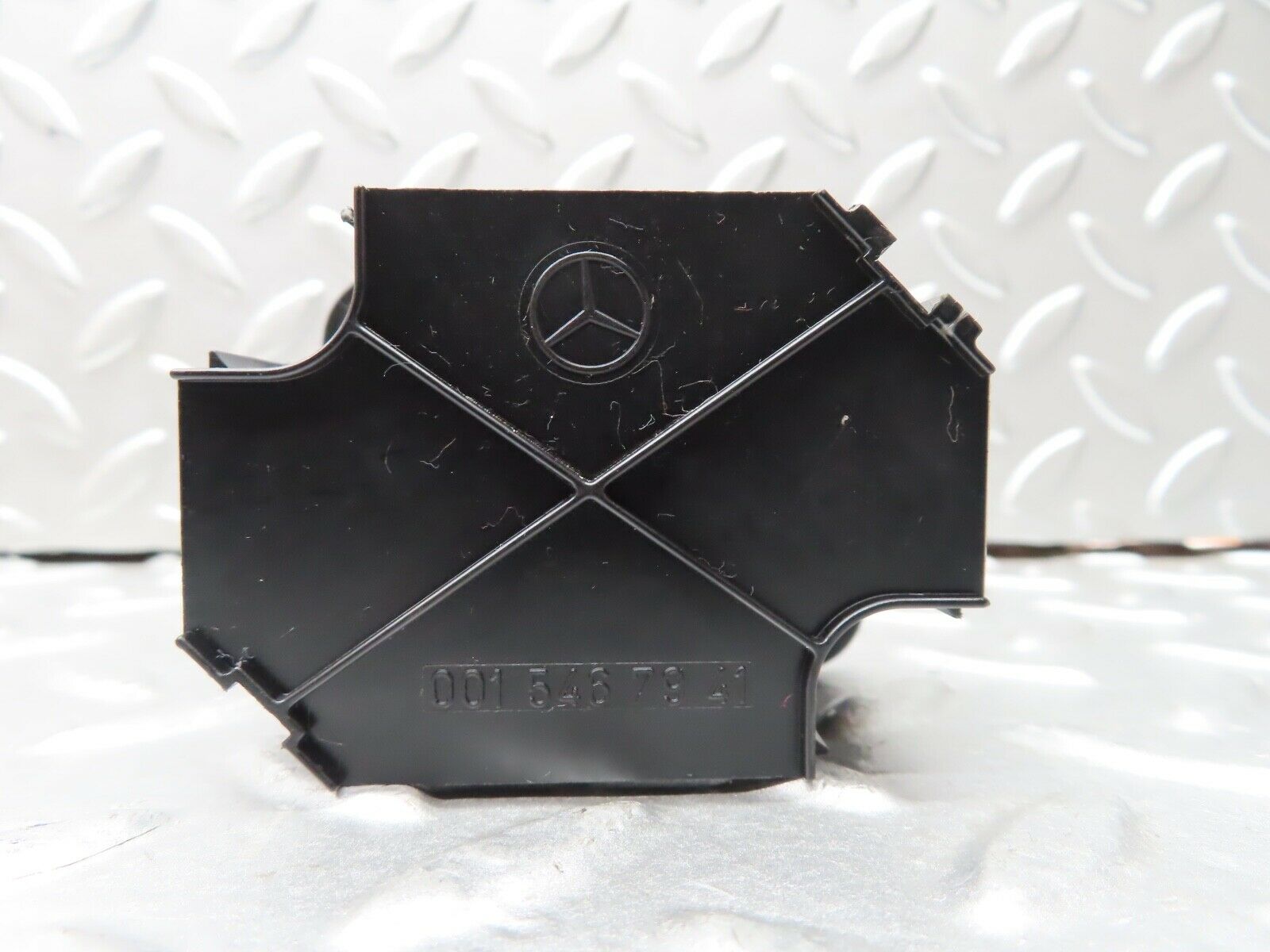 19729 Mercedes-Benz C140 CL420 Coupe Cable Connector 0015467941