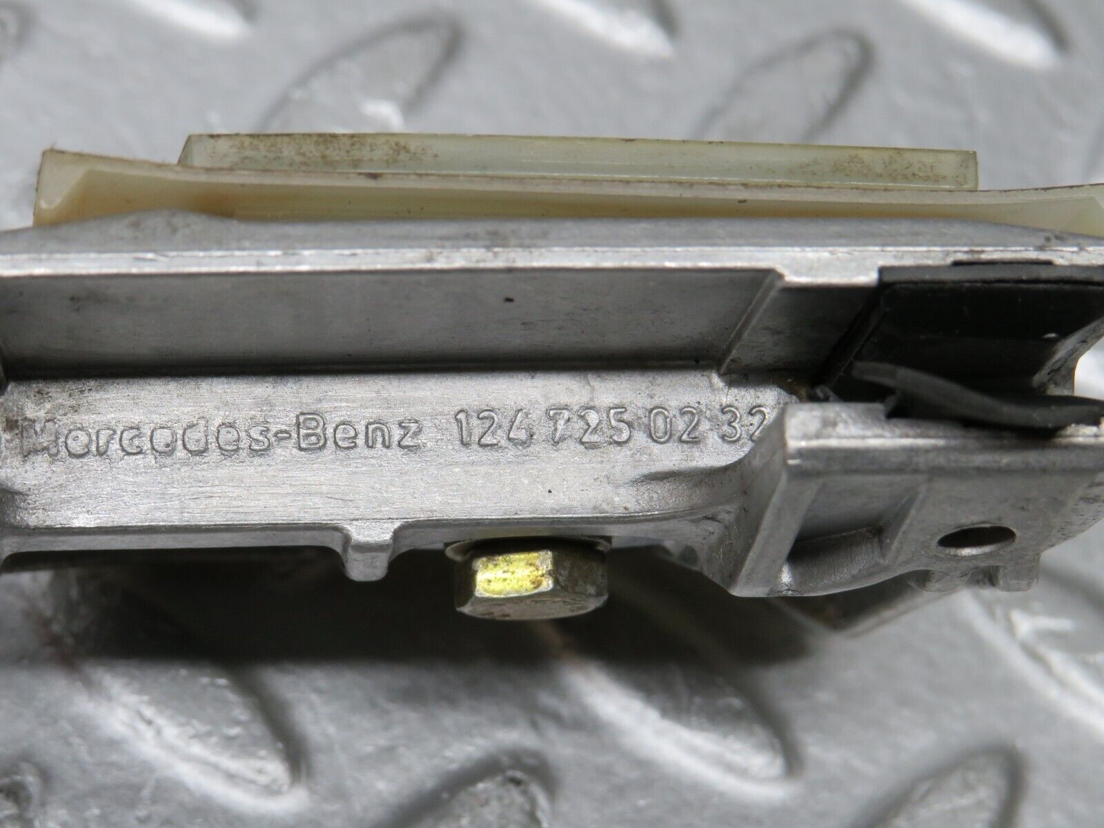 38356 Mercedes-Benz R129 280SL Coupe Door Window Guide Bracket 1247250132 1247250232