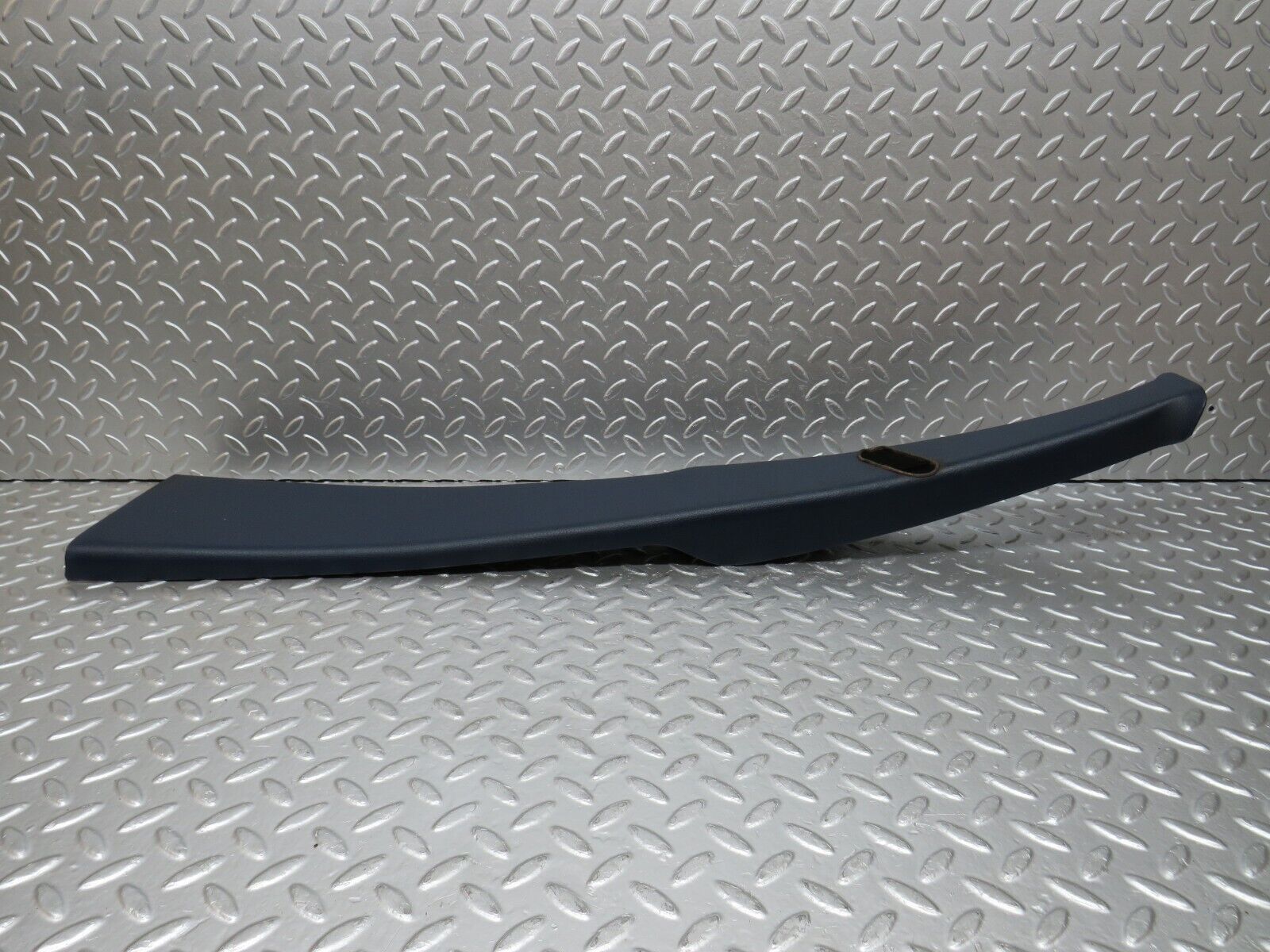 31049 Mercedes-Benz W123 200D B Pillar Cover Left Side Blue