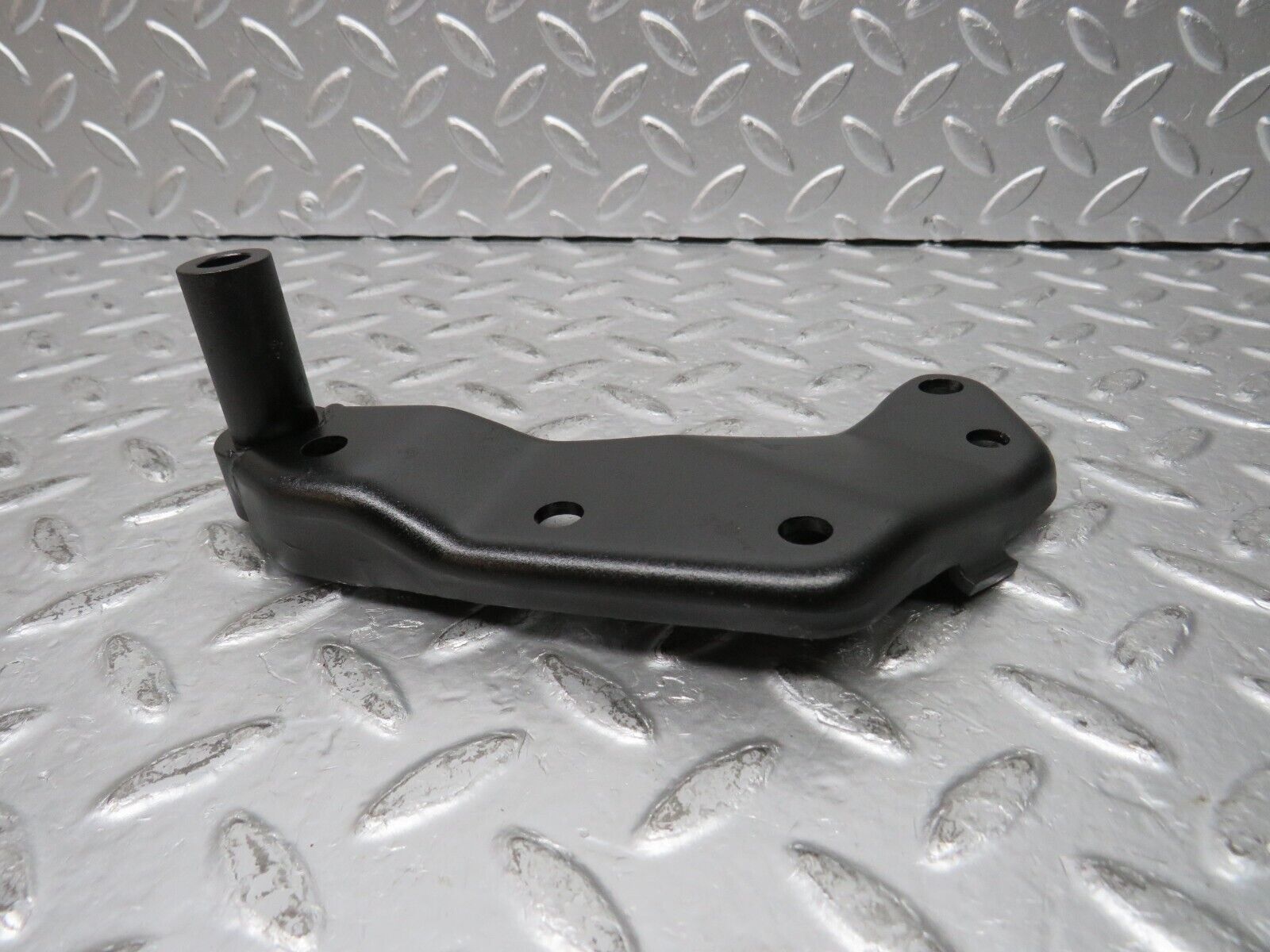 29909 Mercedes-Benz W123 230E Alternator Generator Bracket