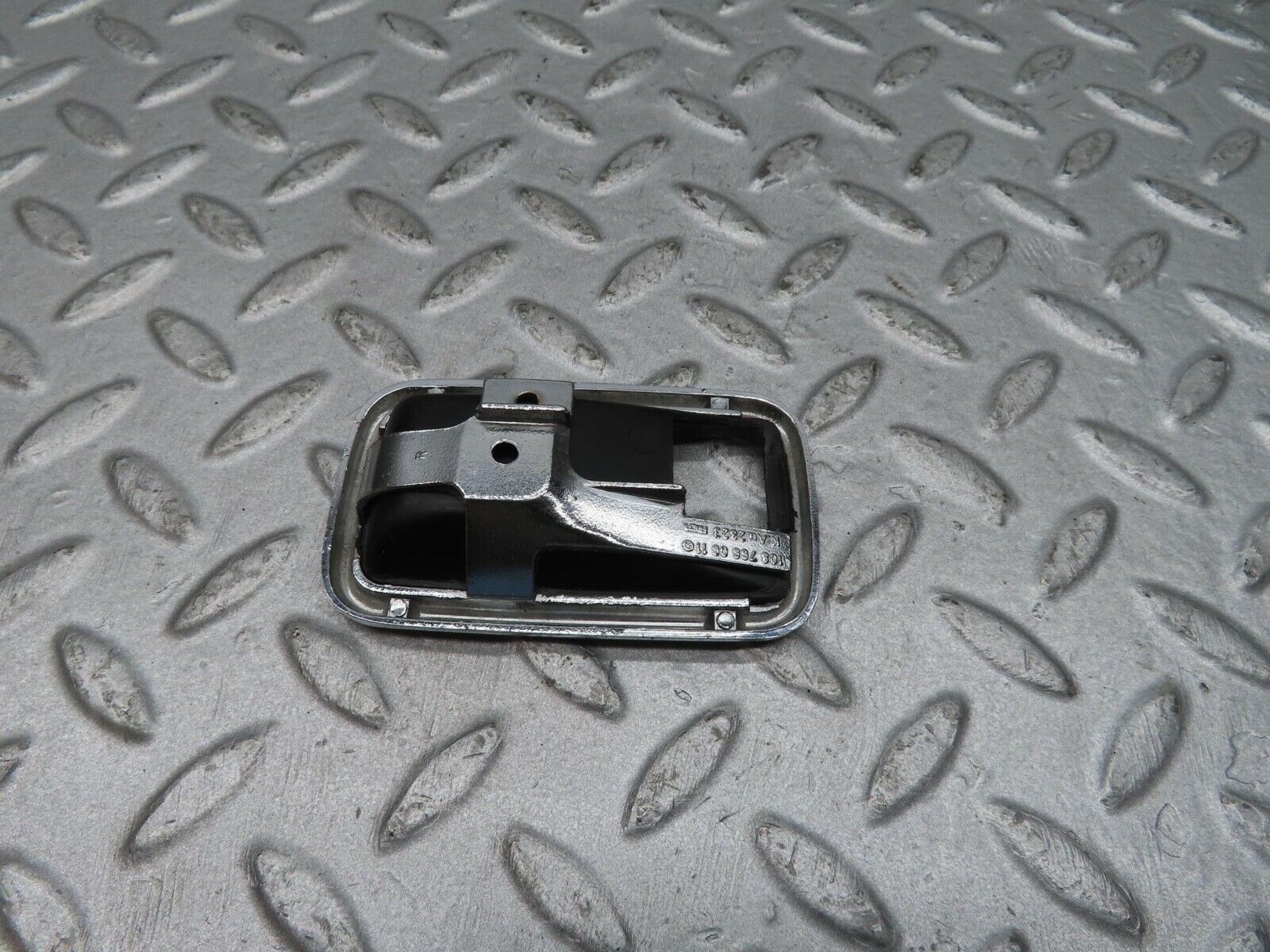 12261 Mercedes-Benz W108 280SE 3.5 Chrome Frame For Door Handle 1087660611