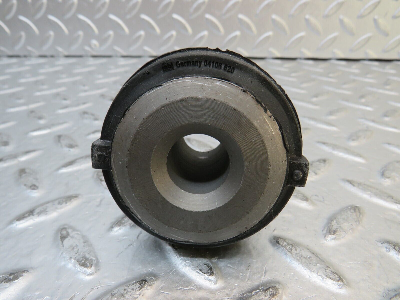 27082 Mercedes-Benz W123 280E Control Arm Bushing Kit New 1233301375