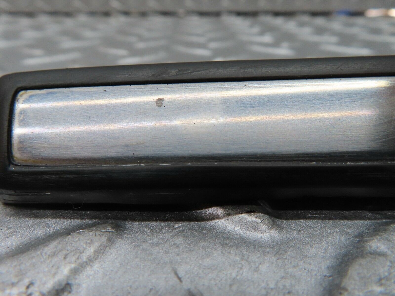 18503 Mercedes-Benz W123 200 Front Left Fender Wing Lower Trim