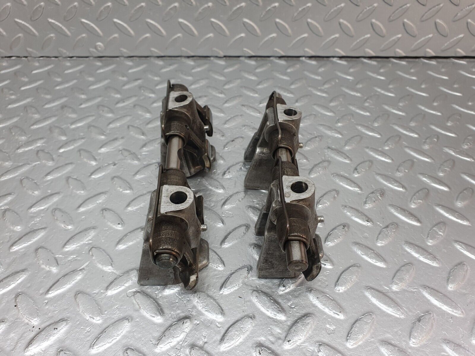 40868 Mercedes-Benz W123 240D Camshaft Rocker Arms 6160550010