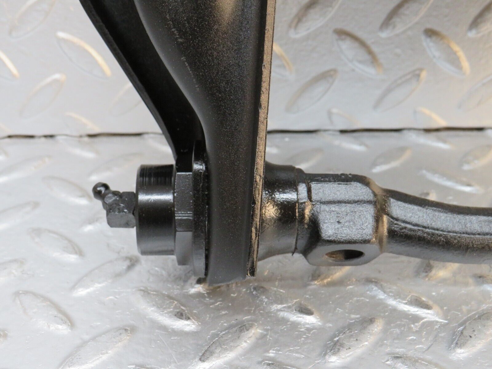 32267 Mercedes-Benz W108 280SE Front Left Upper Control Arm