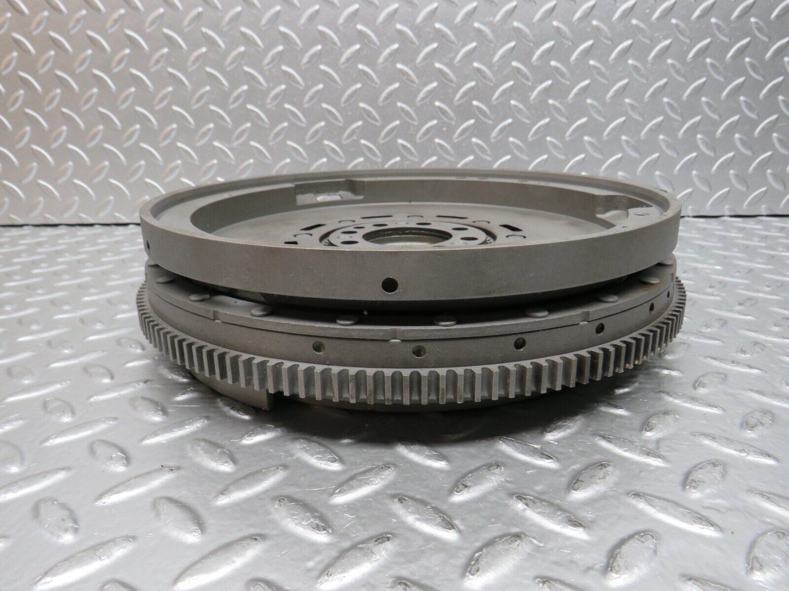 31504 Mercedes-Benz S124 220TE Wagon Flywheel Starter Ring Manual Gearbox Luk