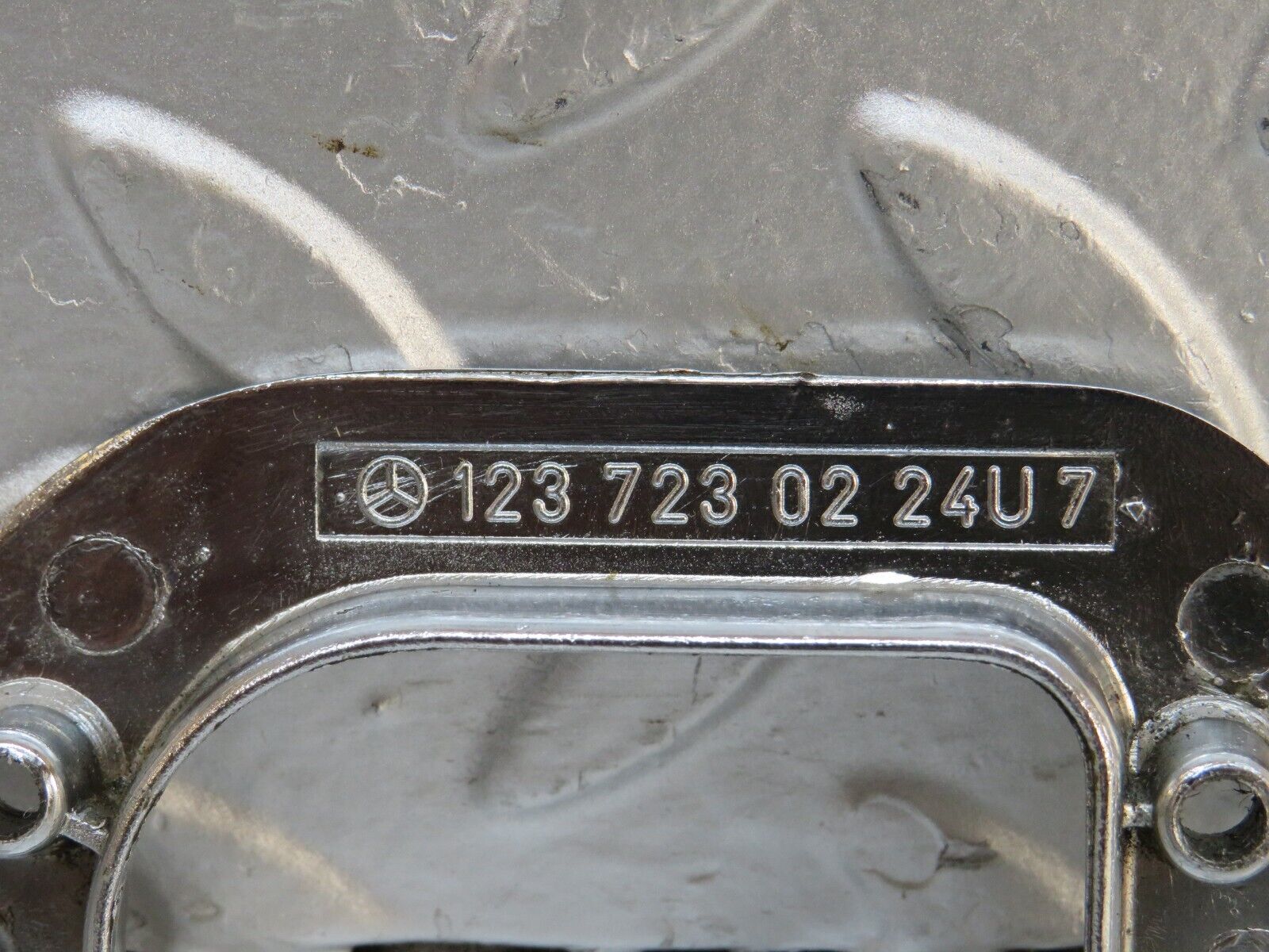 28280 Mercedes-Benz S123 240D Wagon Right Interior Chrome Latch Trim 1237230224