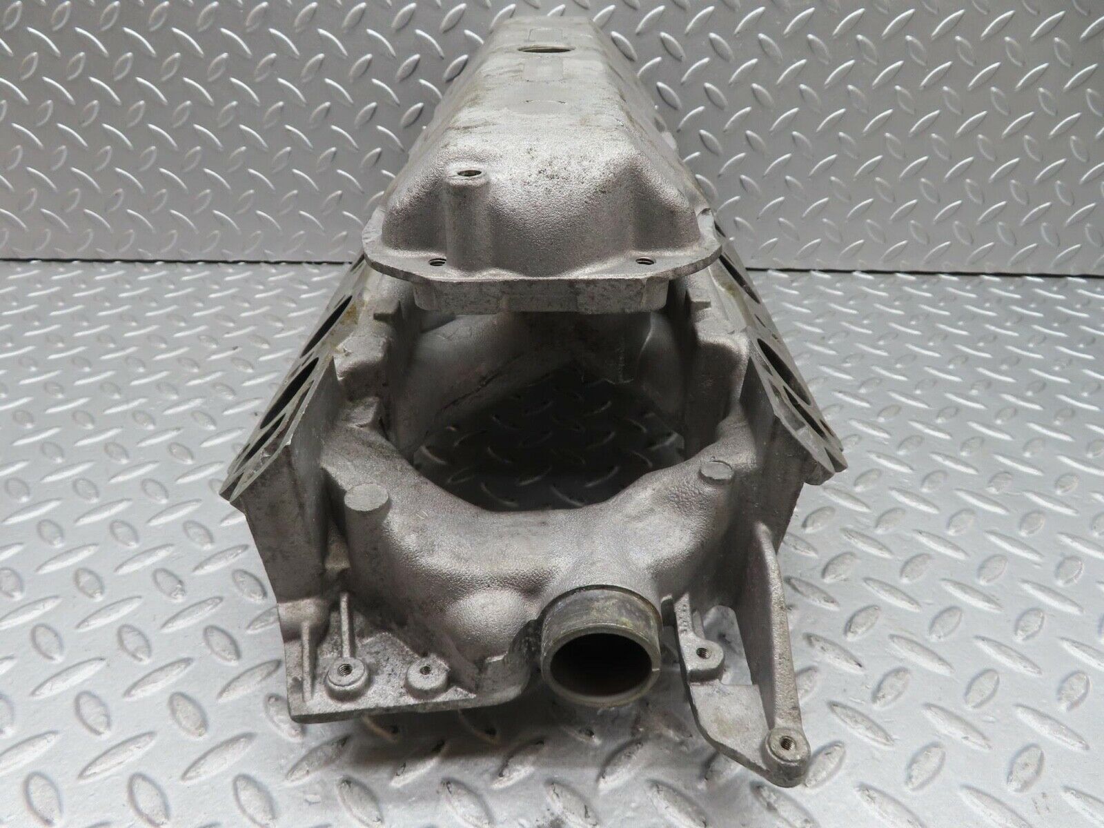 16724 Mercedes-Benz C107 380SLC Air Intake Manifold 1161414301