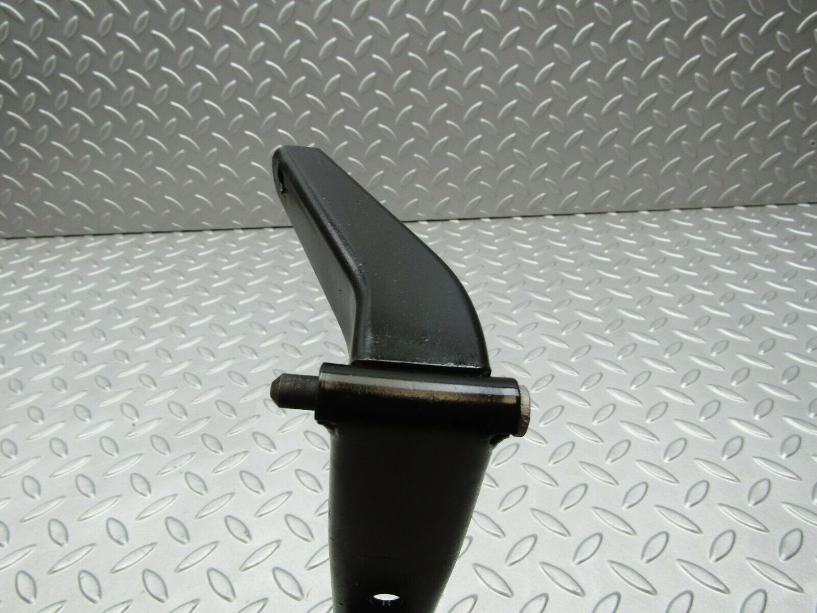 3282 Mercedes-Benz W115 220D Trunk Lid Hinge Left Side