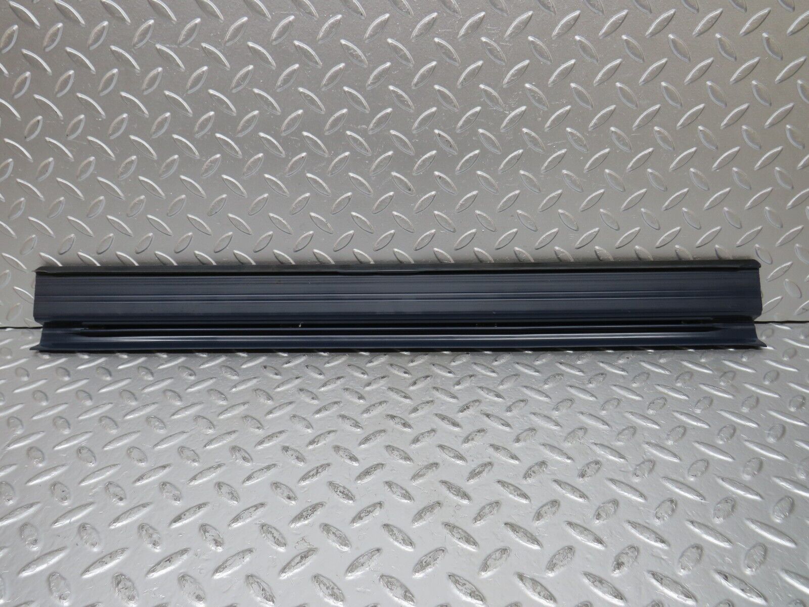 31958 Mercedes-Benz W123 230E Front Right Door Sill Trim Blue