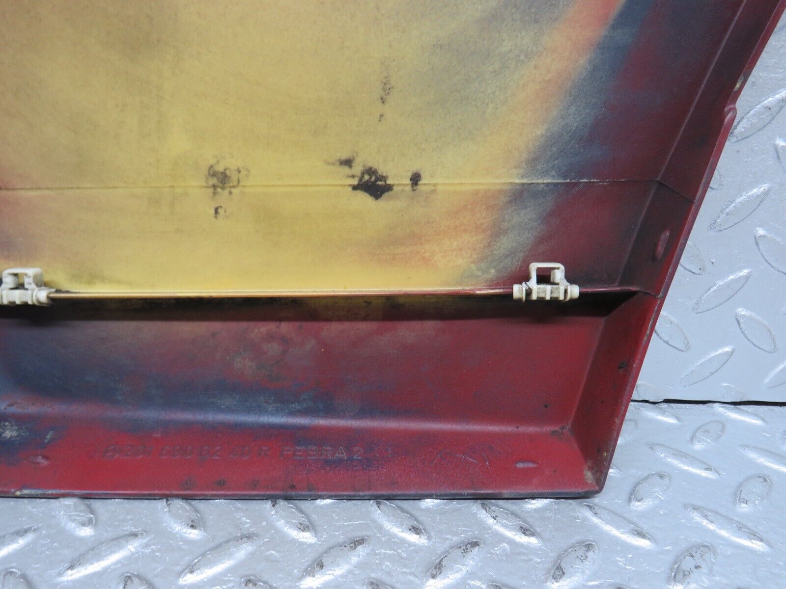 38681 Mercedes-Benz W201 190E 2.6L Rear Right Fender Wing Moulding Trim 2016906240