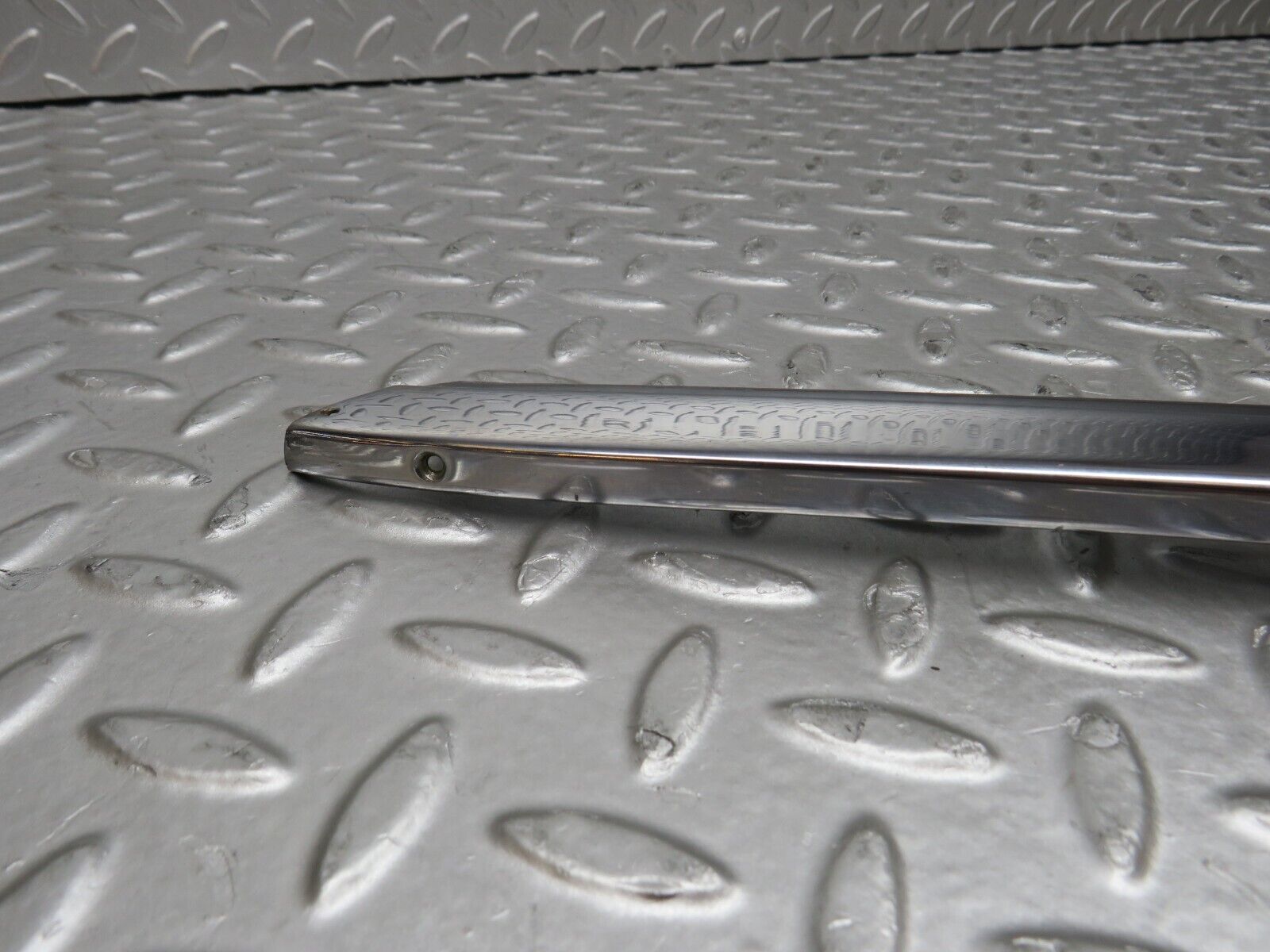 37319 Mercedes-Benz W109 300SEL Rear Left Door Chrome Window Frame