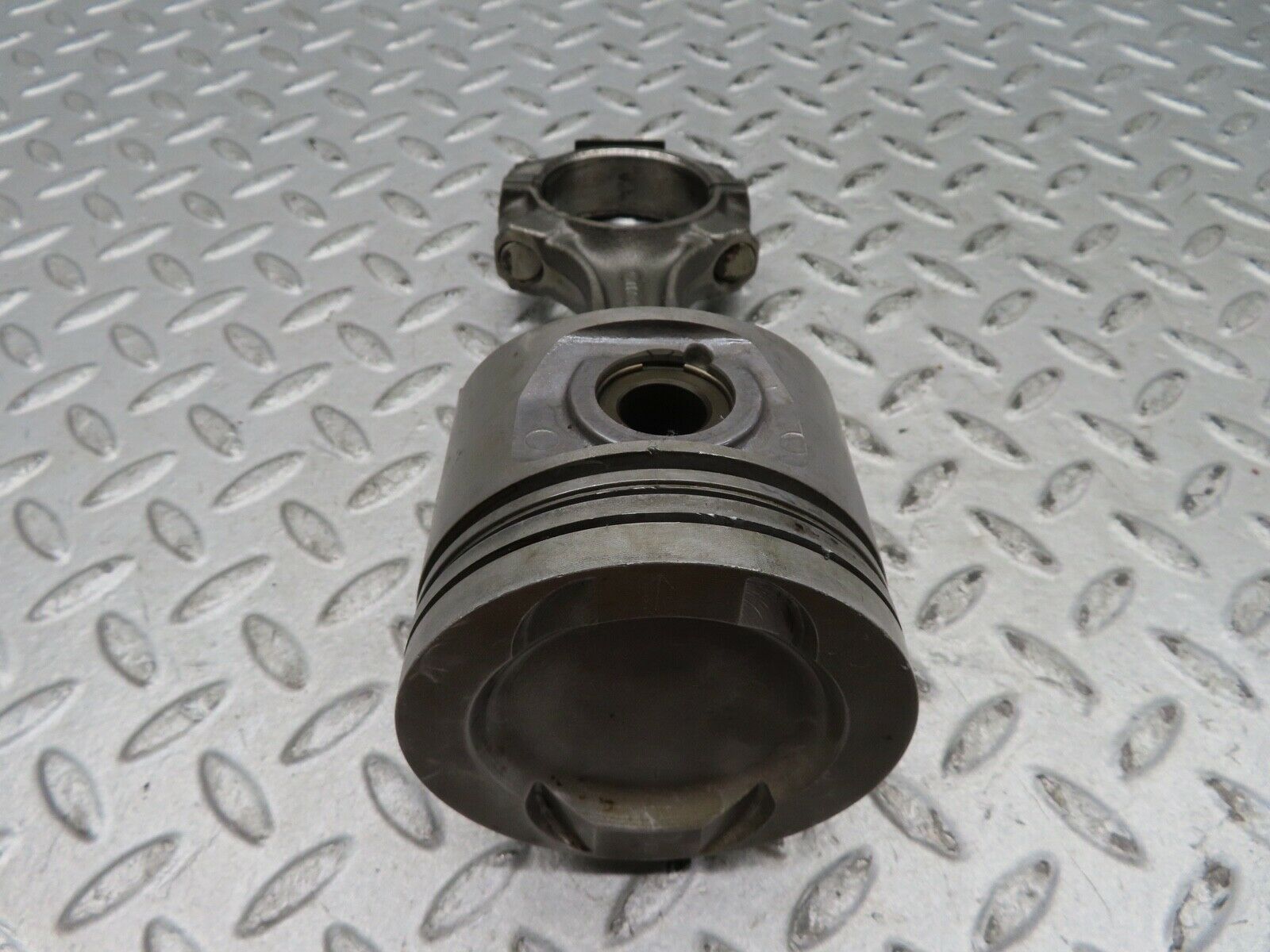 17854 Mercedes-Benz W116 450SEL Piston With Connecting Rod 91.99 mm