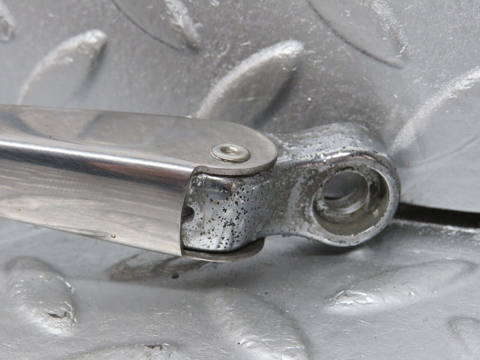 40372 Mercedes-Benz W110 230 Windscreen Wiper Arm Right Side