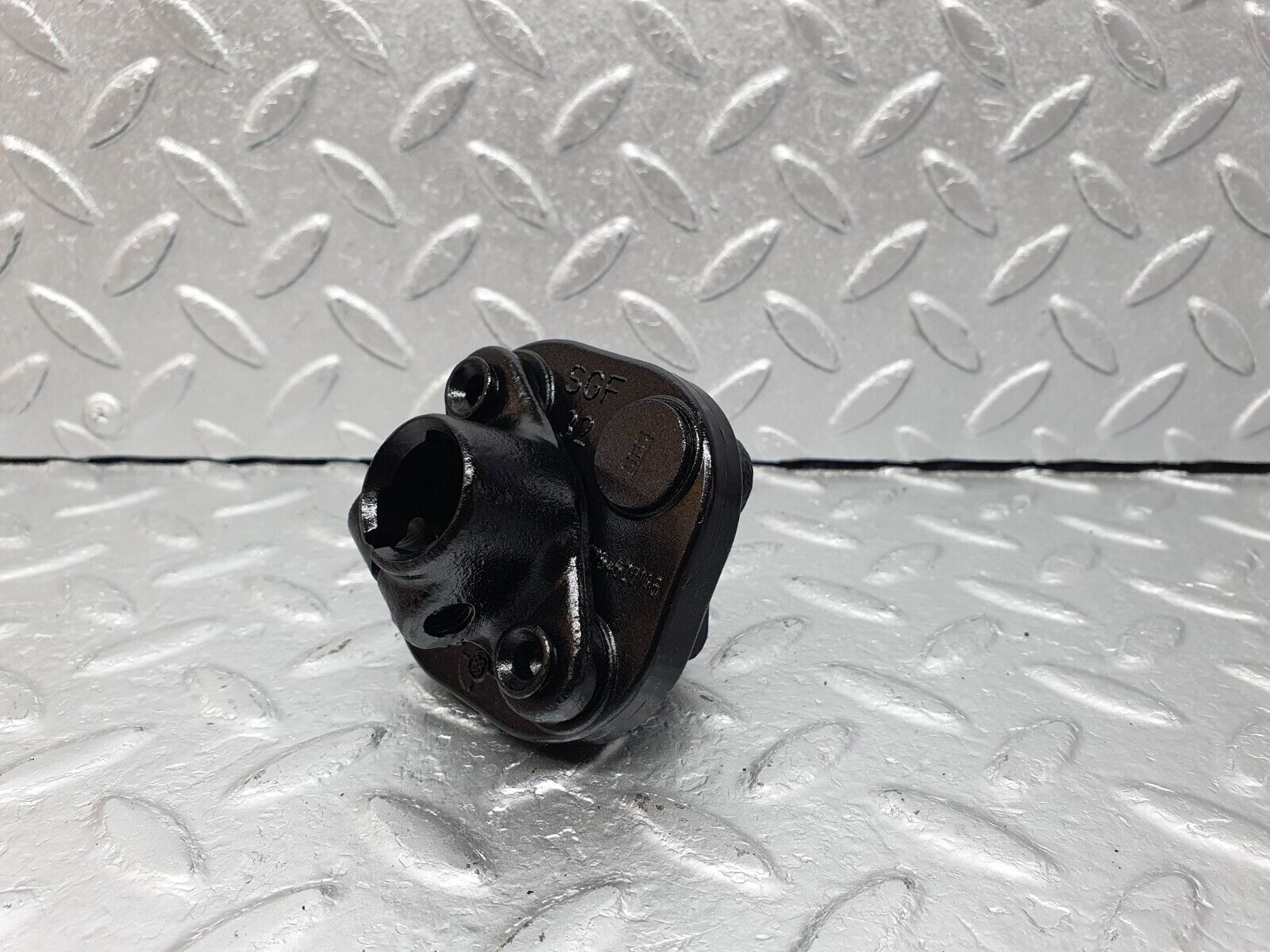 41528 Mercedes-Benz W124 200E Steering Column Lower Shaft Connector 1264620146